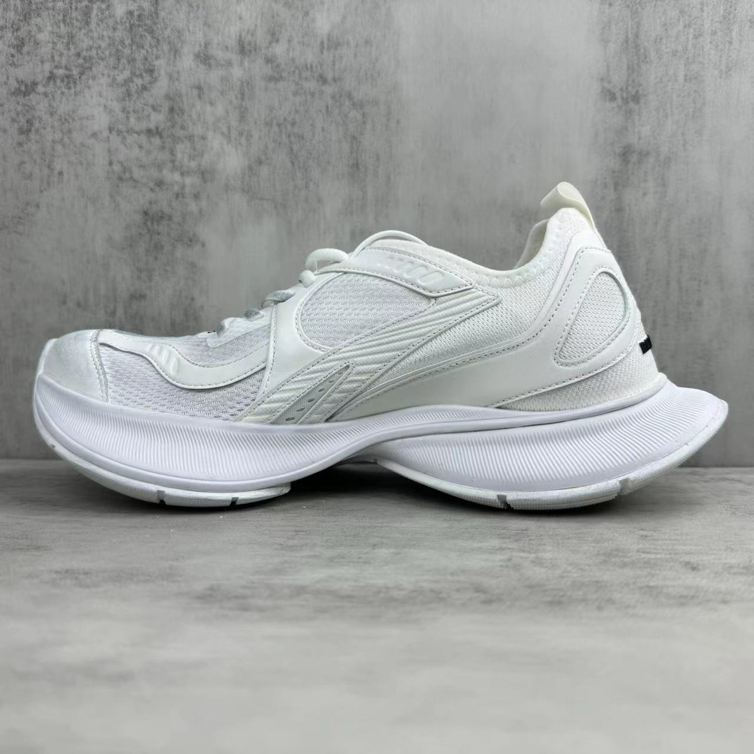 Balenciaga Lightweight Breathable Running Sneakers White