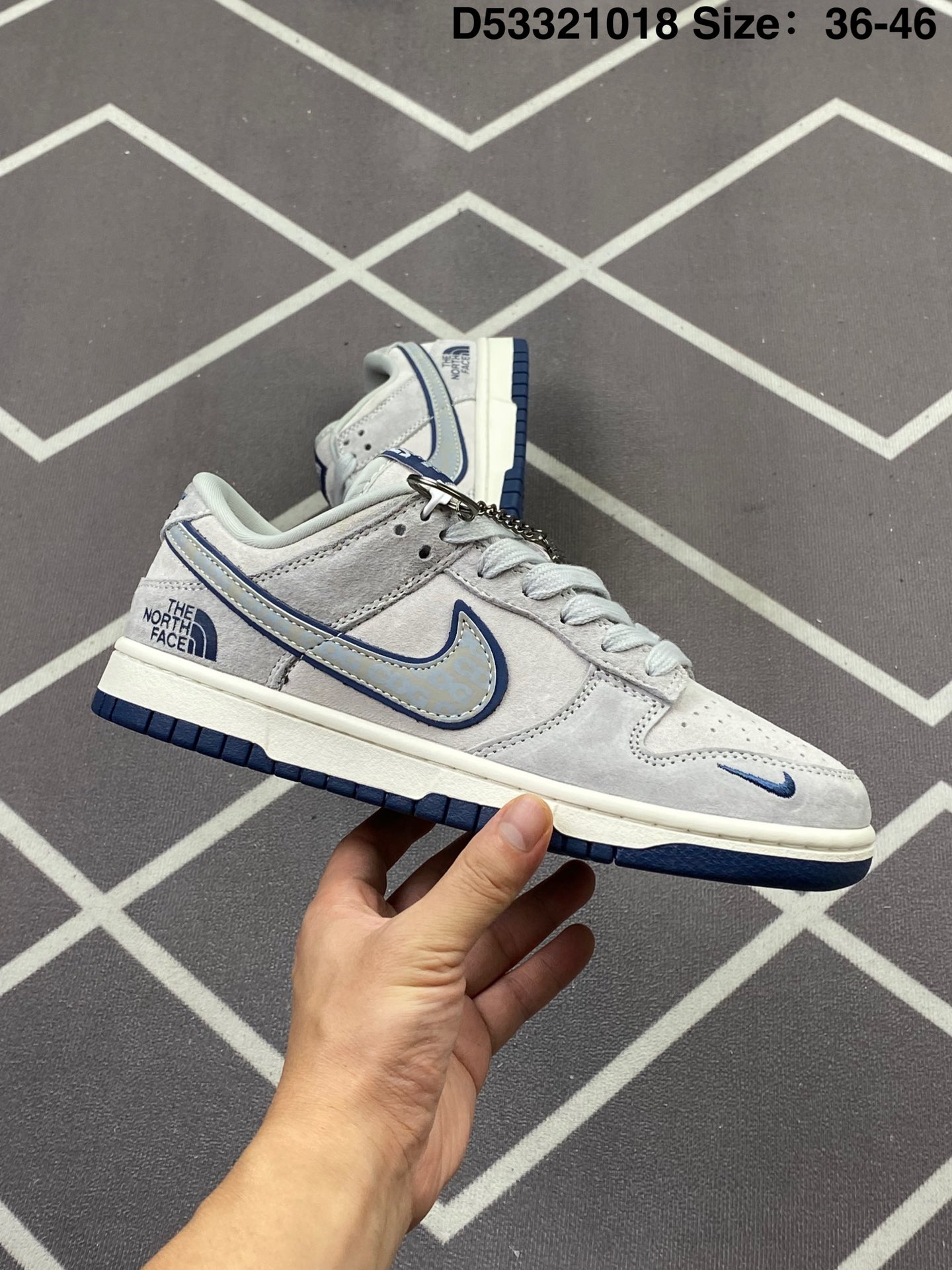 Nike Dunk Low SB Skate Shoes Grey Blue
