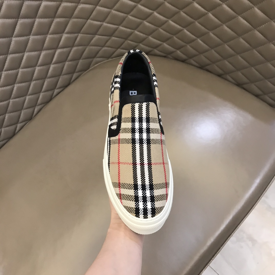 Burberry Vintage Check Slip-On Beige