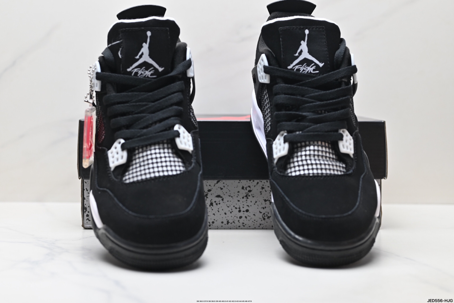 Jordan Air 4 Retro Mid Top Sneakers Black/White