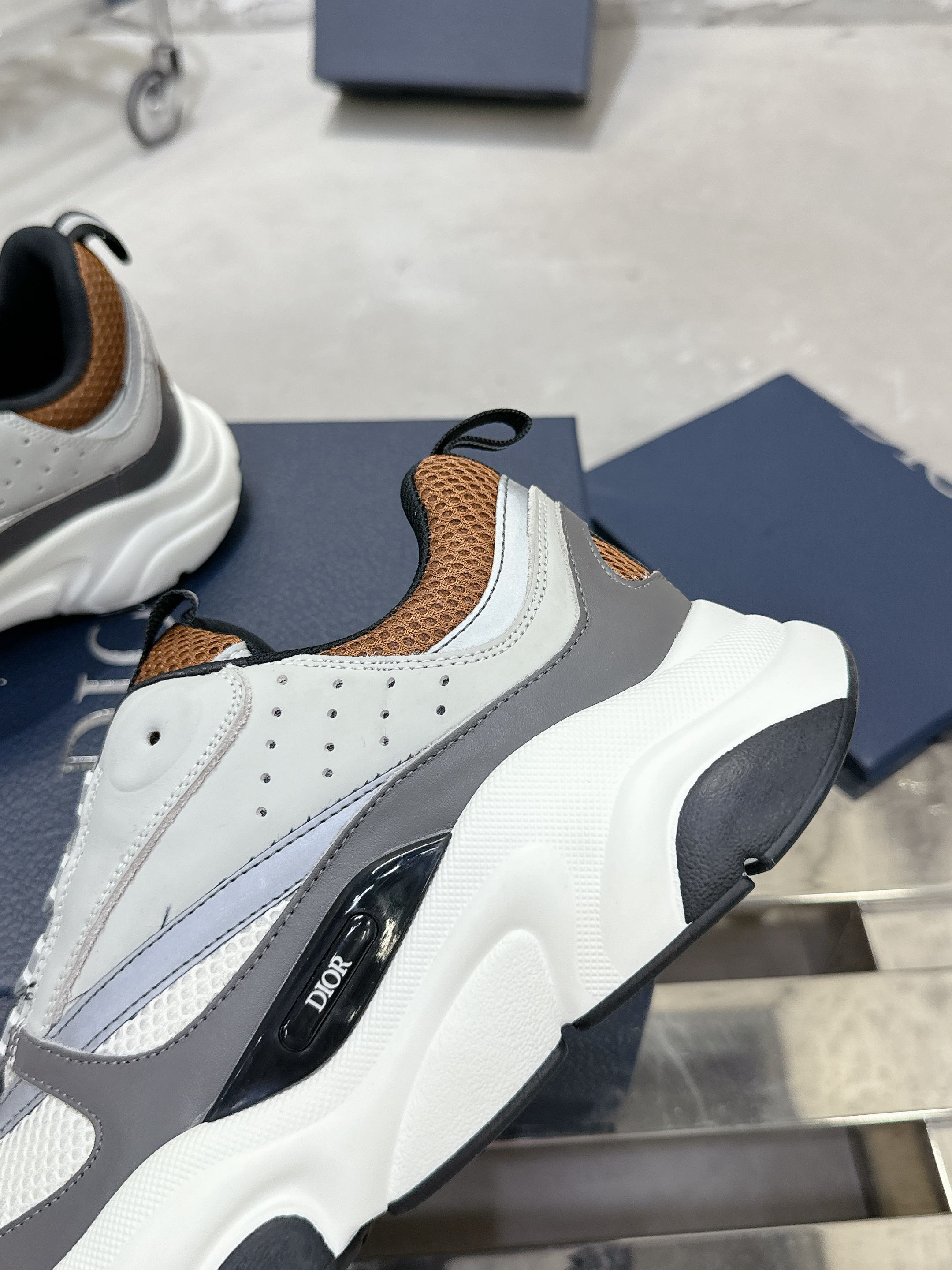 Dior B22 Mesh Casual Sneakers Grey