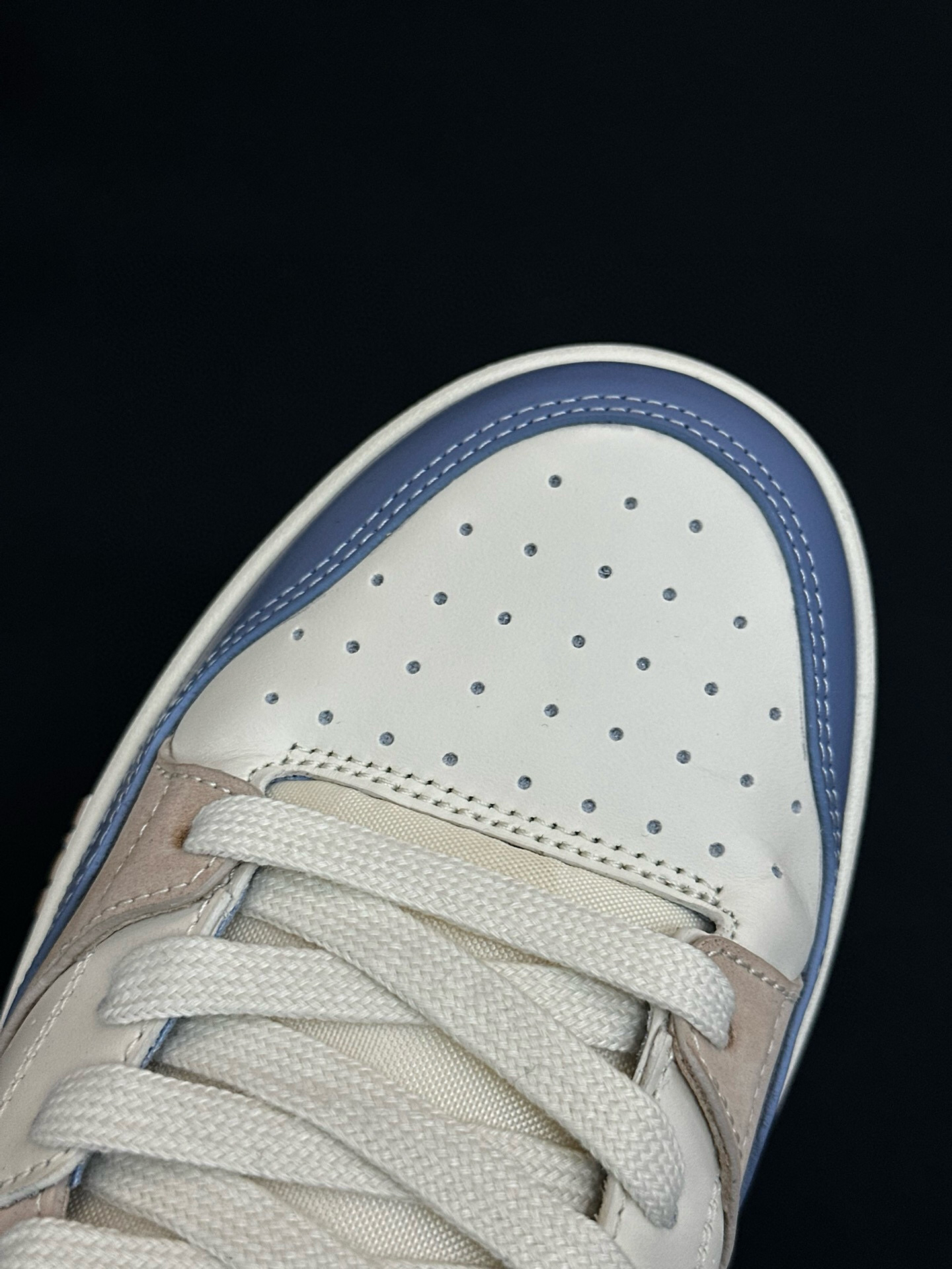Dior B57 Low-Top Sneakers Blue