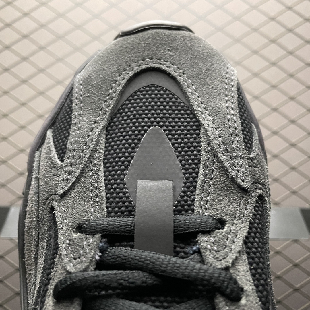 Adidas Yeezy Boost 700 V2 Vanta Black Sneakers