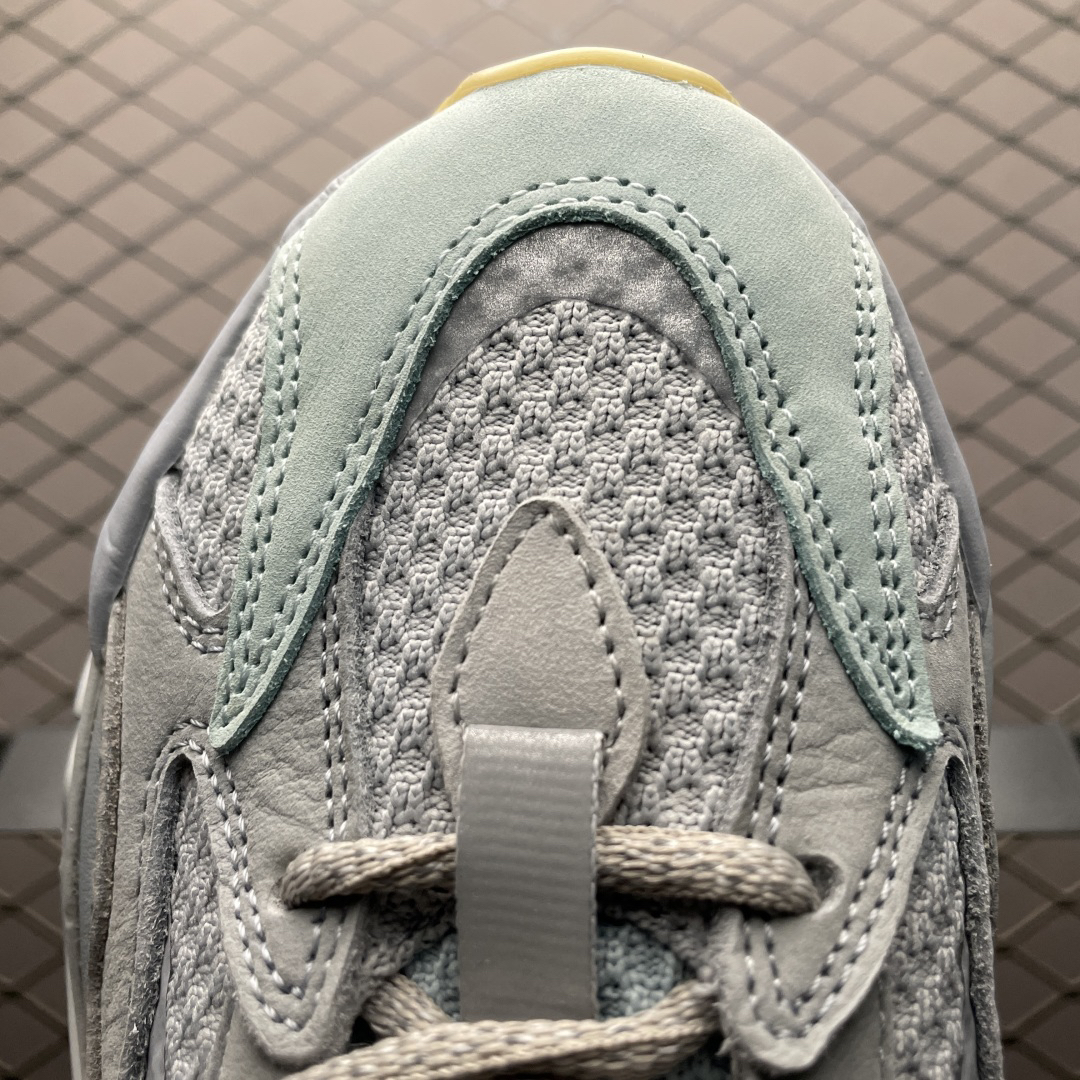 Adidas Yeezy 700 V2 Runner Grey