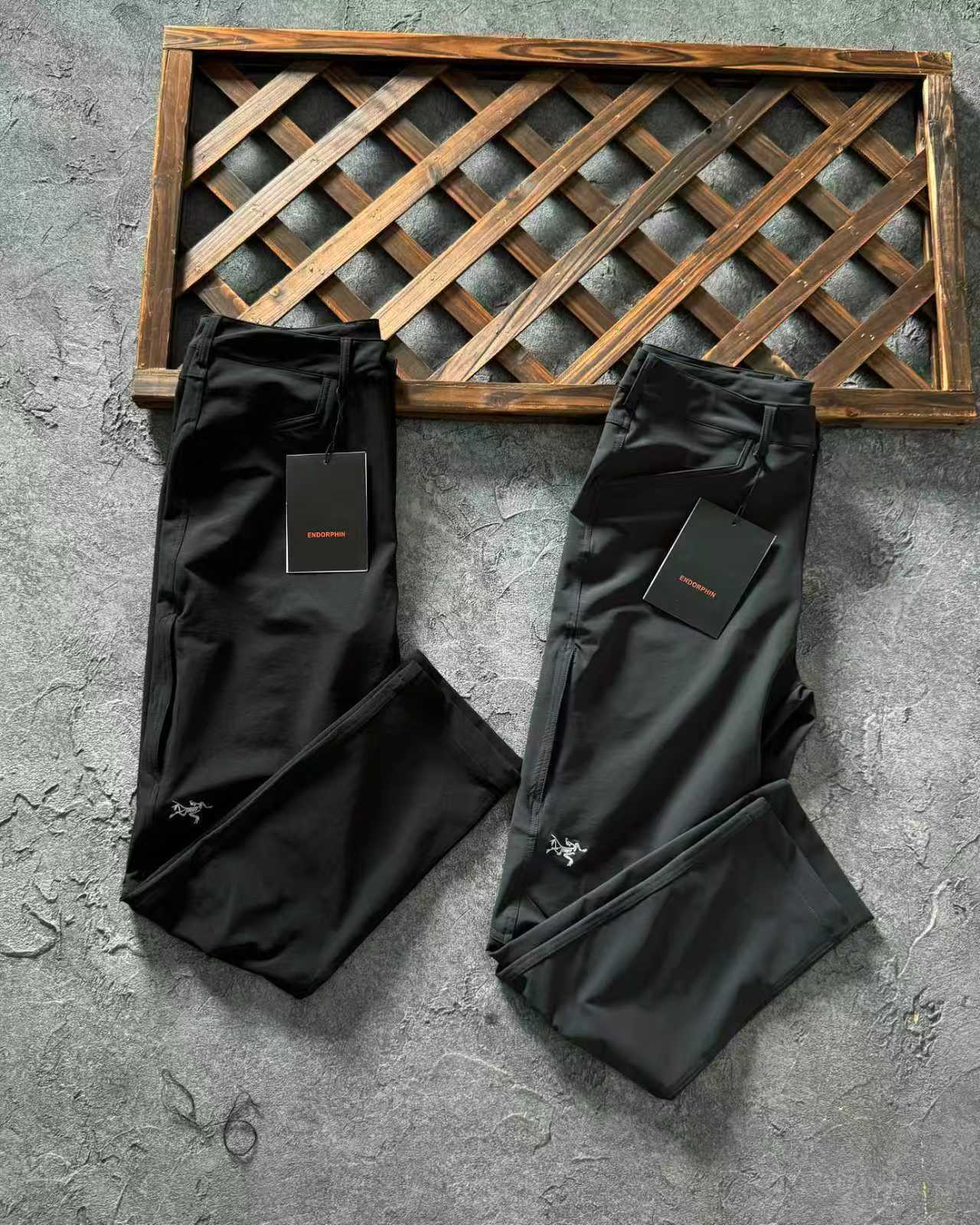 Arc'teryx Cotton AR Softshell Pants Black