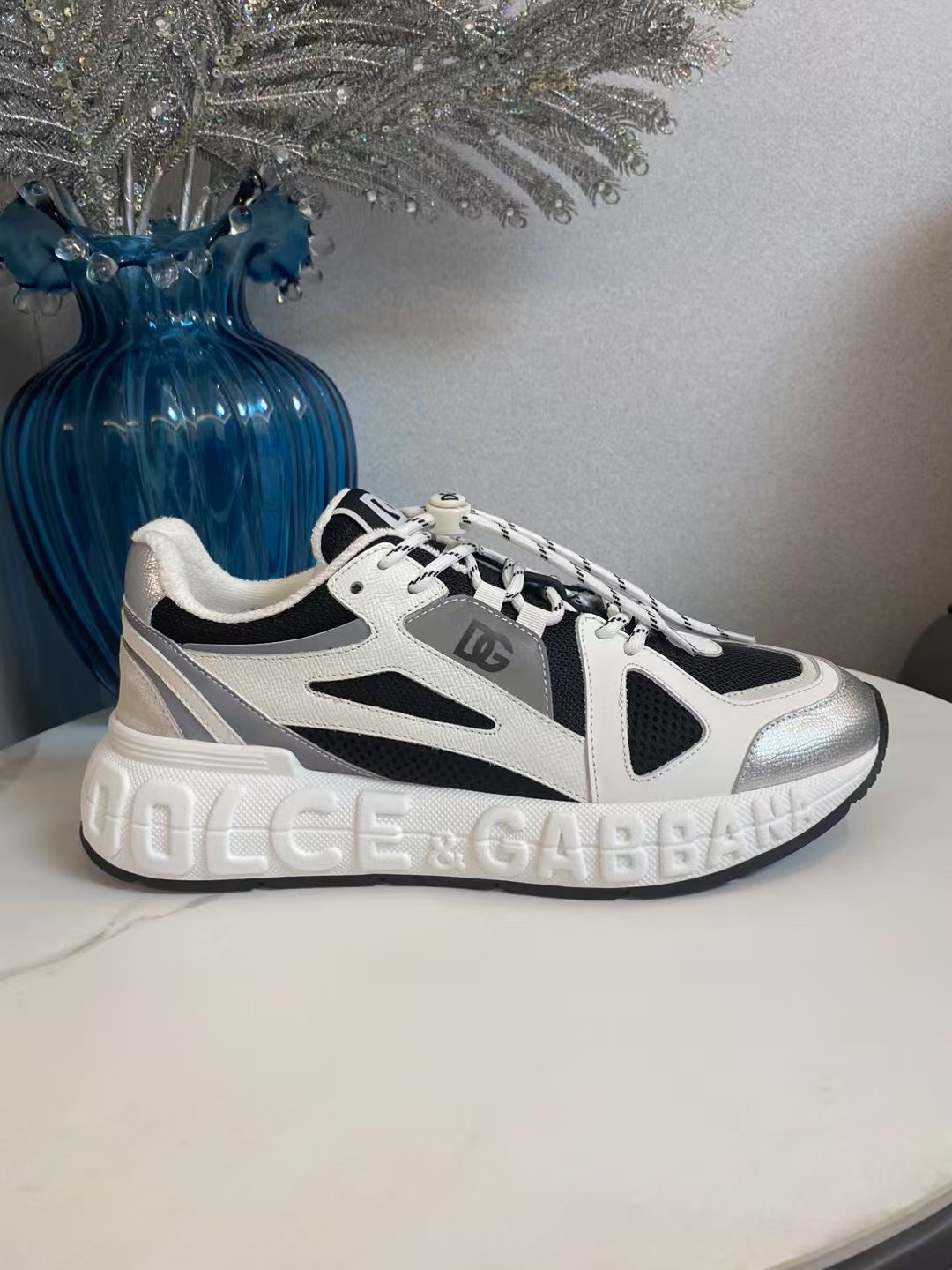 Dolce & Gabbana Mesh Sneakers Multi-Color