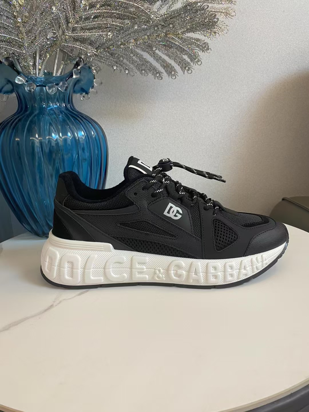 Dolce & Gabbana DG Logo Sneakers Black