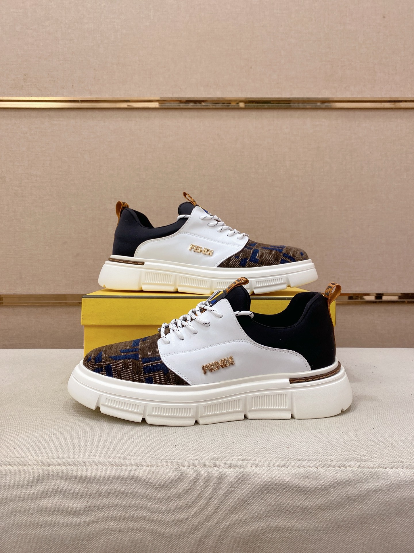 Fendi Leather Low-Top Sneakers Multi-color