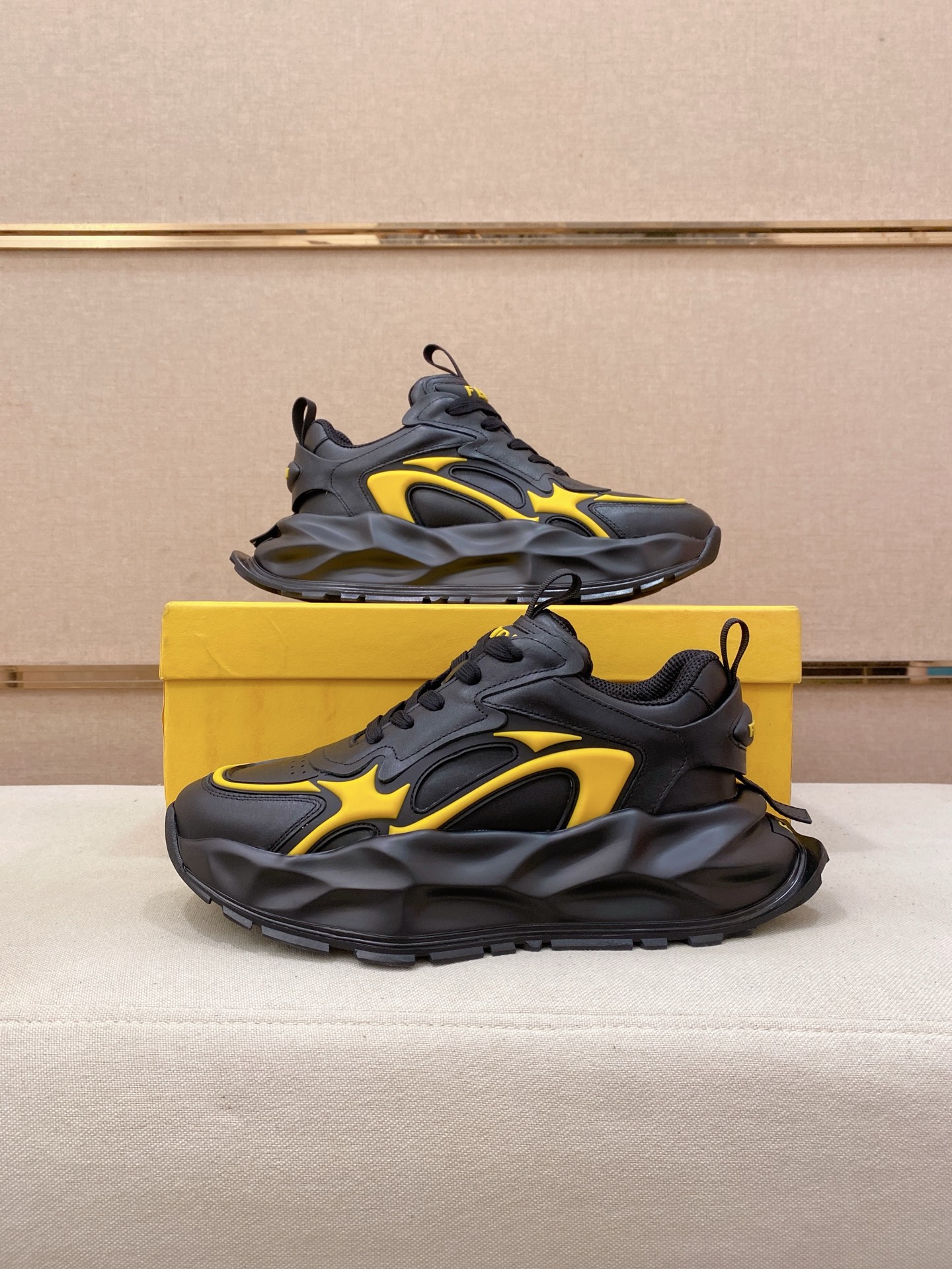 Fendi Flow Chunky Sneakers Black/Yellow