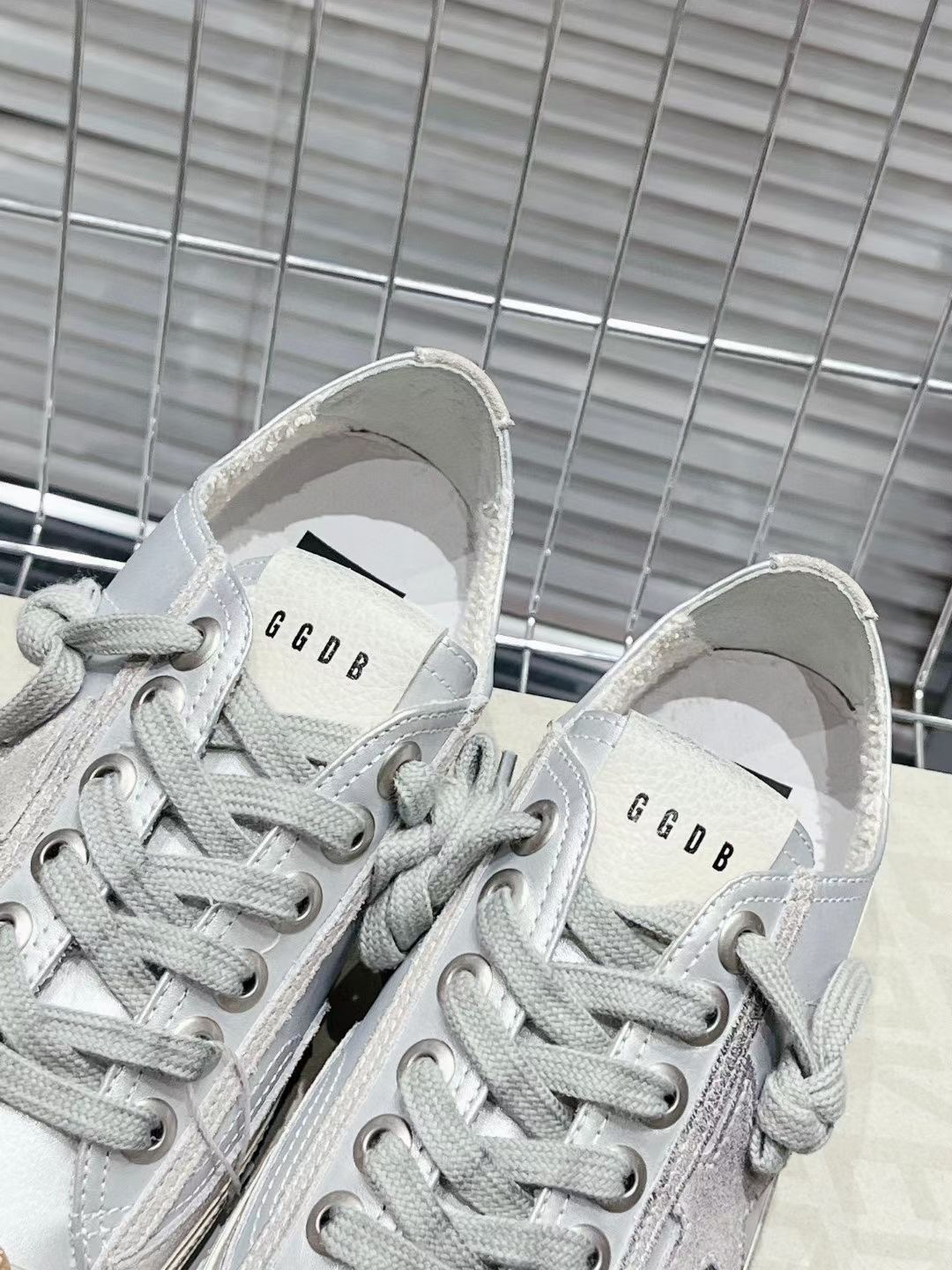 Golden Goose V-Star2 Sneaker Silver