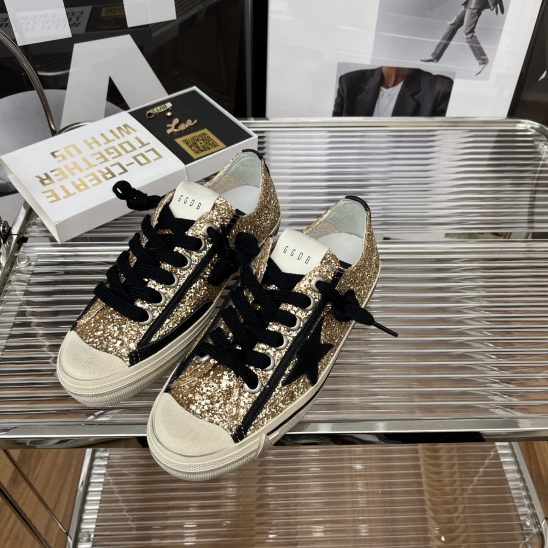 Golden Goose VSTAR2 Glitter Sneakers Gold