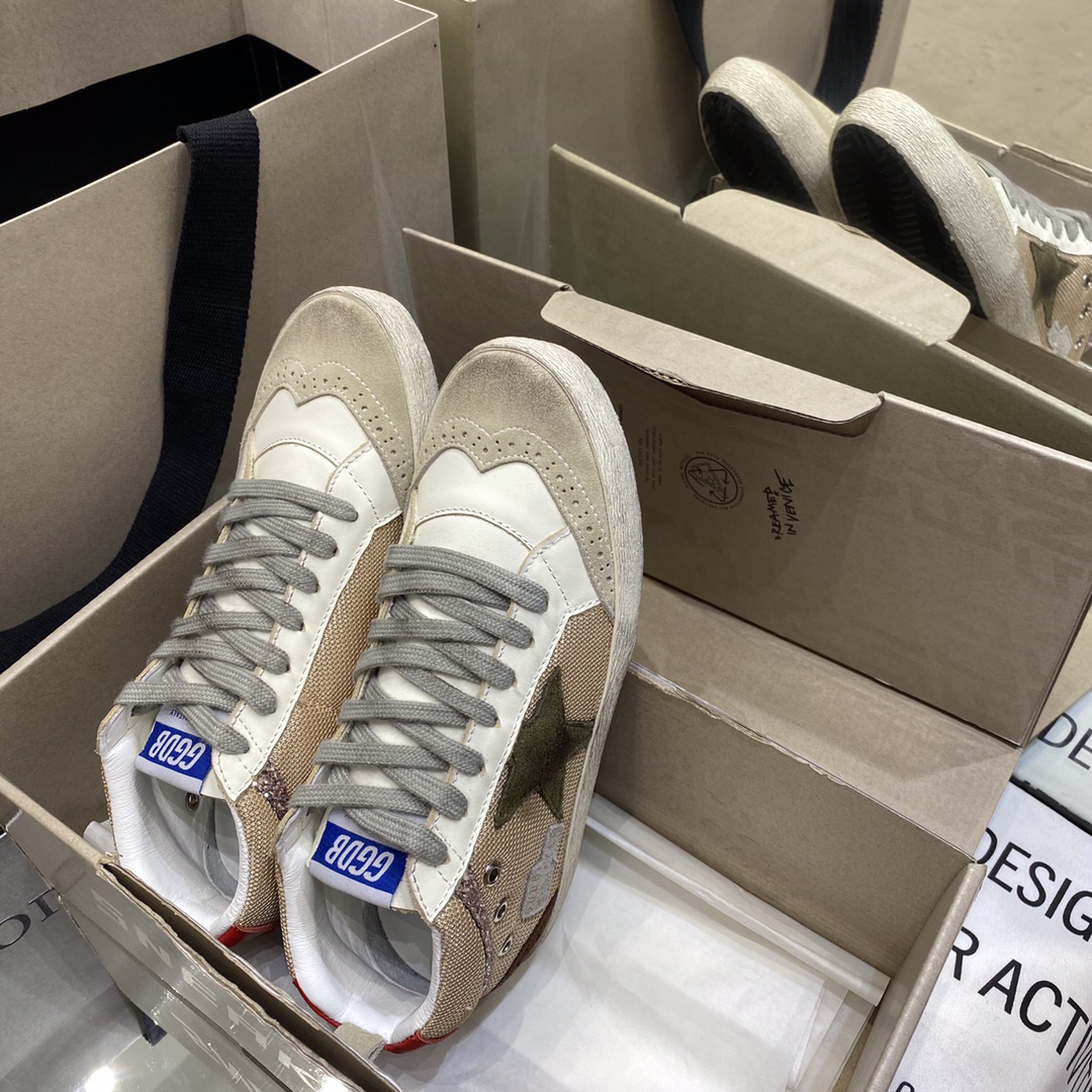 Golden Goose Superstar Mid Top Sneakers Beige/Red
