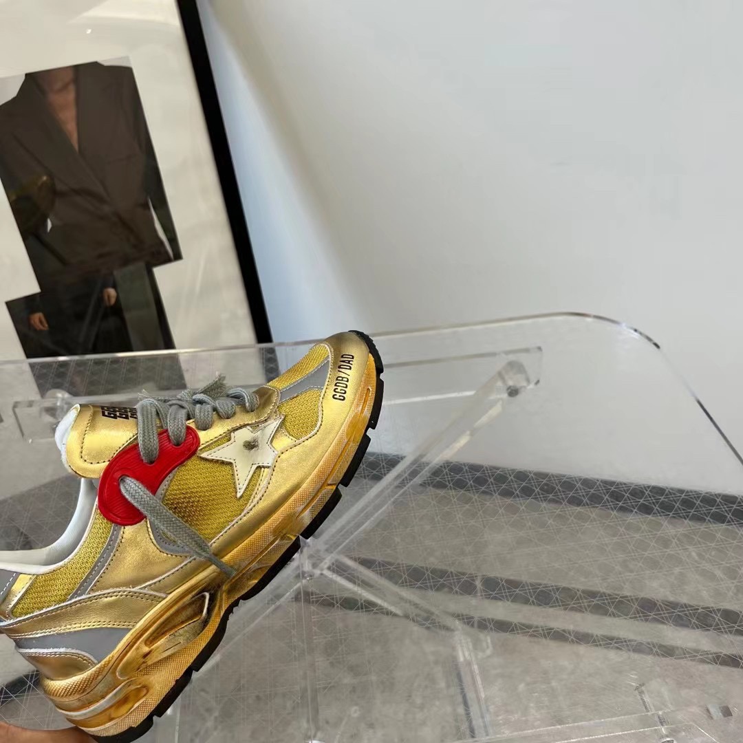 Golden Goose Ball Star Sneaker Gold