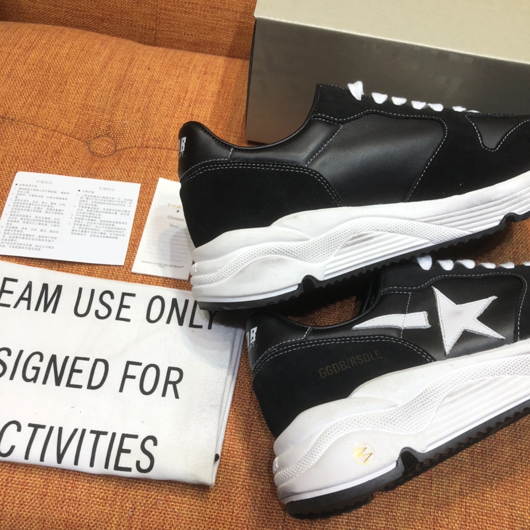 Golden Goose Running Sneaker Black