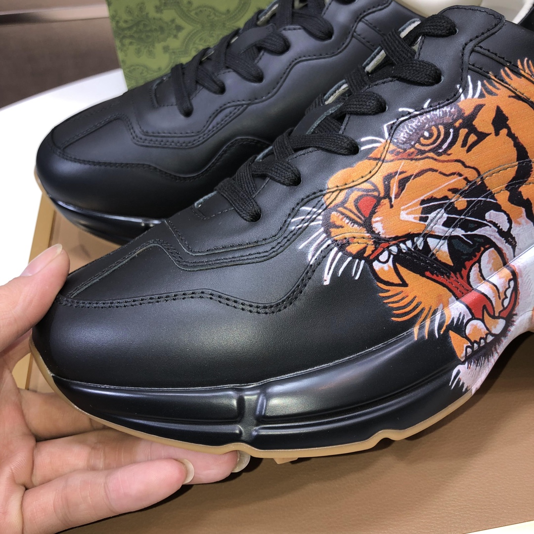 Gucci Tiger Print Dad Sneakers Black