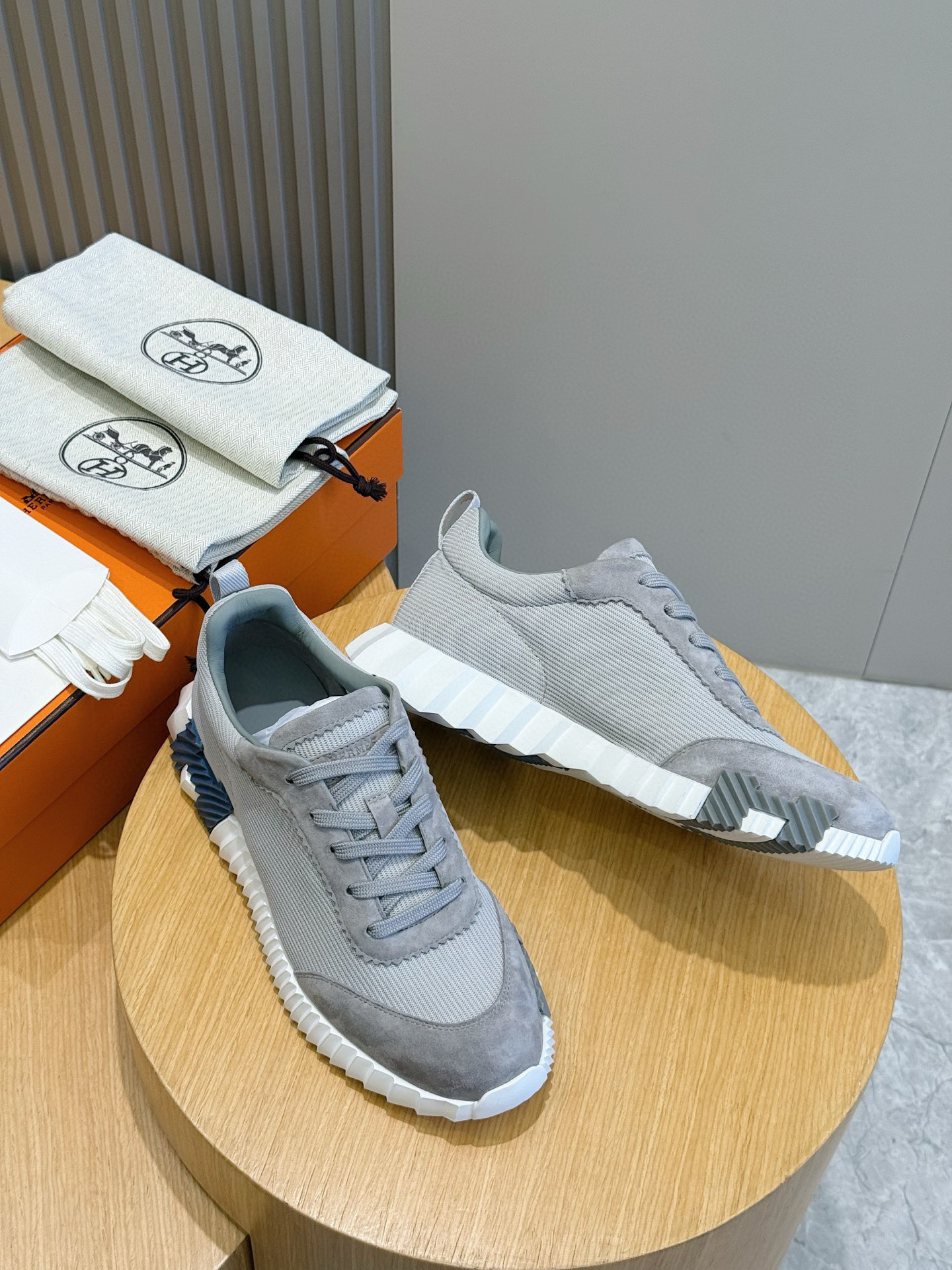 Hermes Bouncing Leather Sneaker Gray