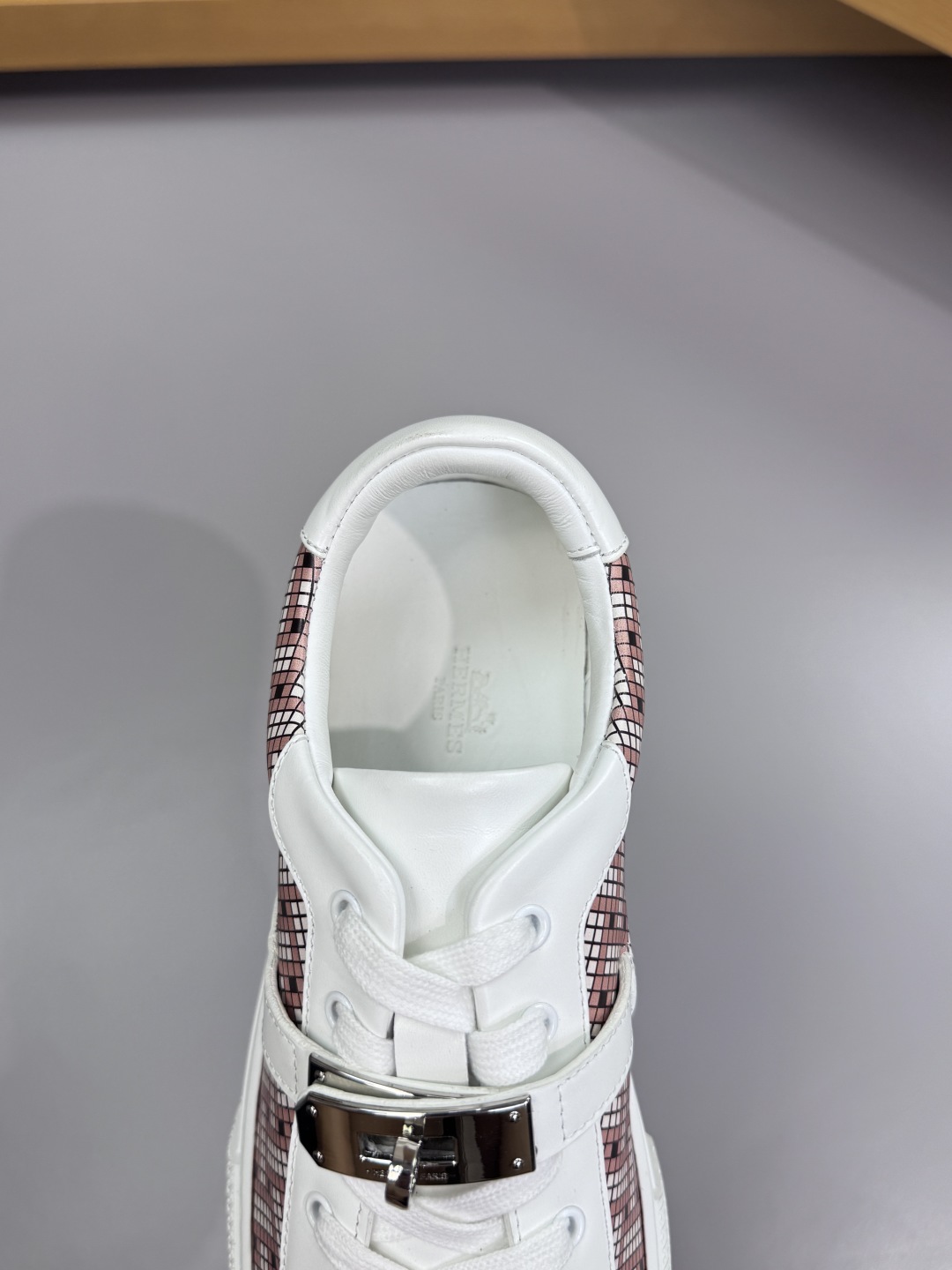 Hermes Leather Buckle Sneakers White/Pink