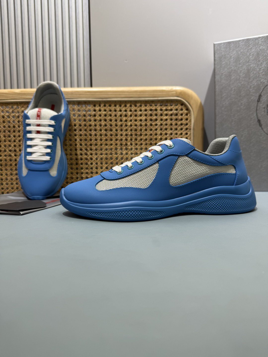 Prada Americas Cup Sneakers Klein Blue