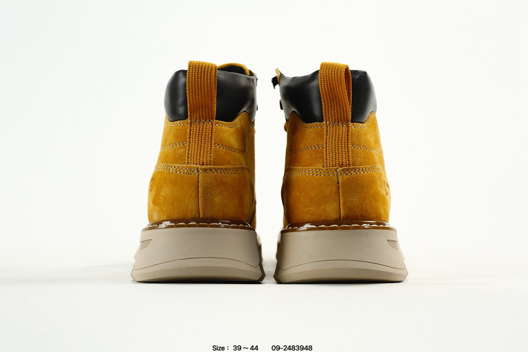 UGG Suede Platform Winter Boots Chestnut