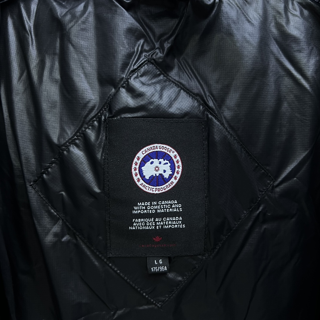 Canada Goose Crofton Puffer Jacket Black