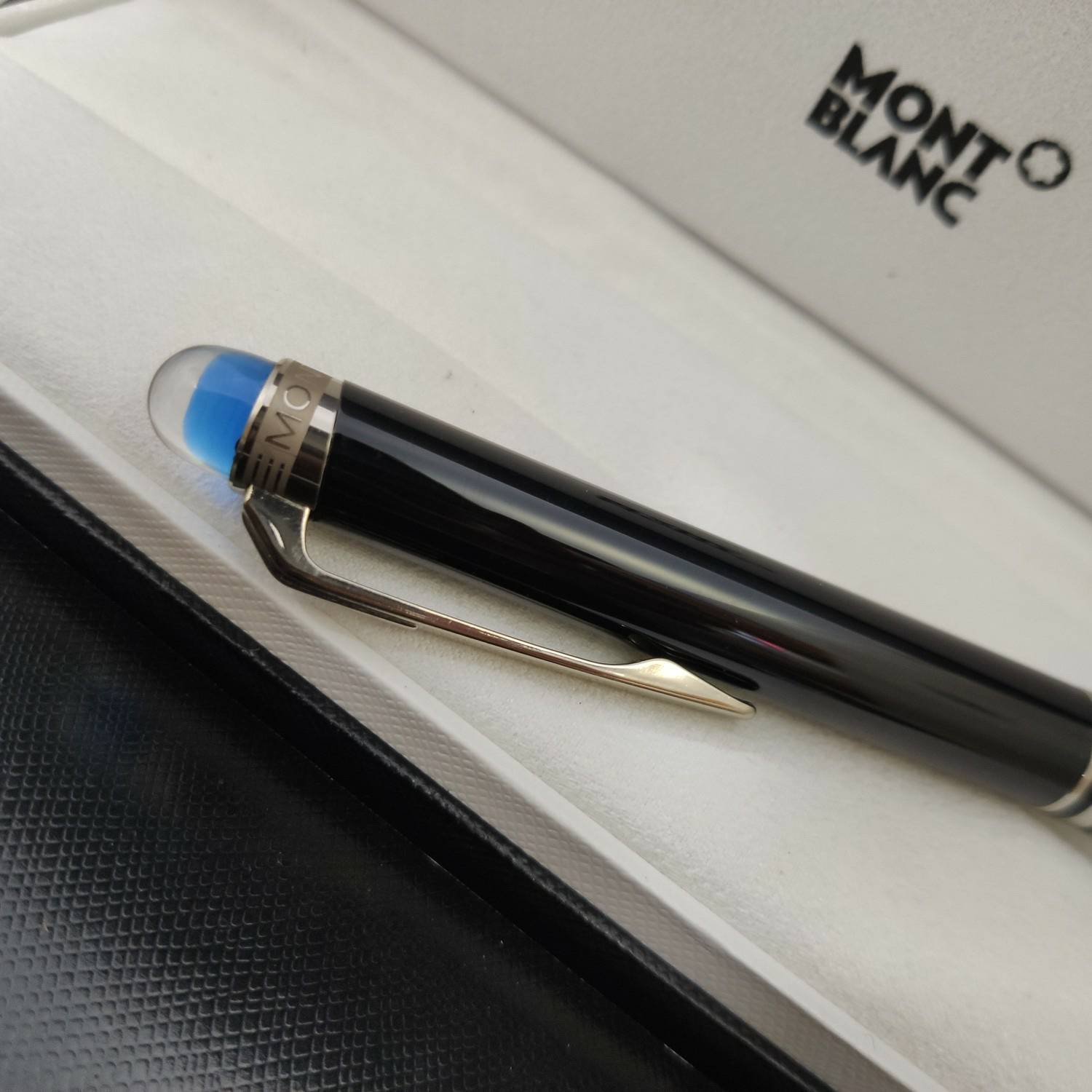 Montblanc Luxury Ballpoint Pen Black