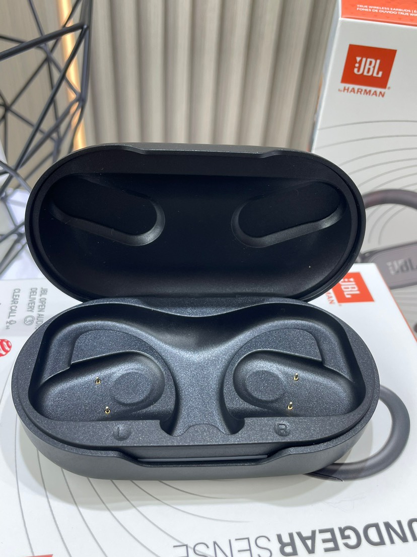 JBL Soundgear Sense Sport Earhook Earbuds Black