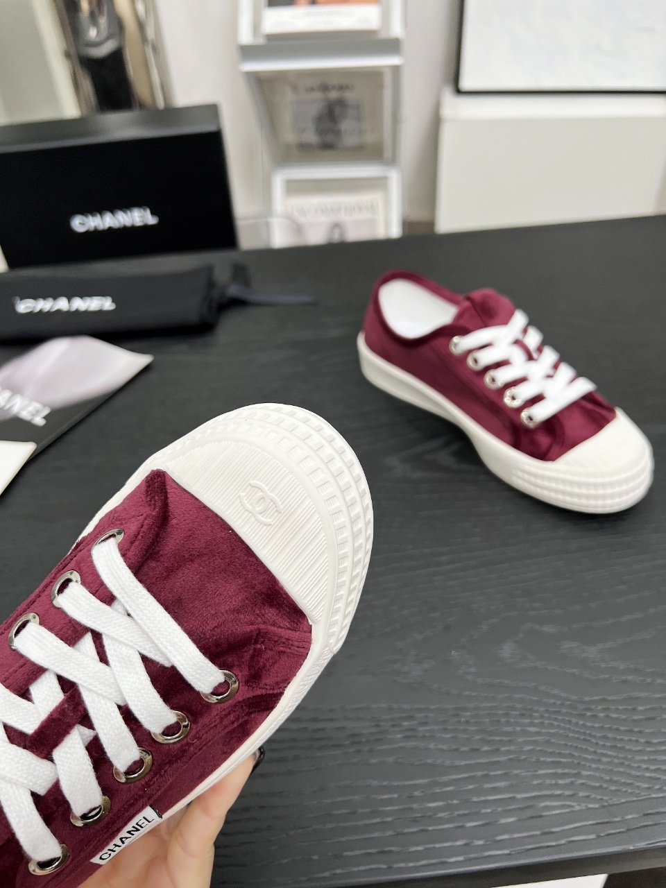 Chanel Vintage Low-Top Sneakers Burgundy