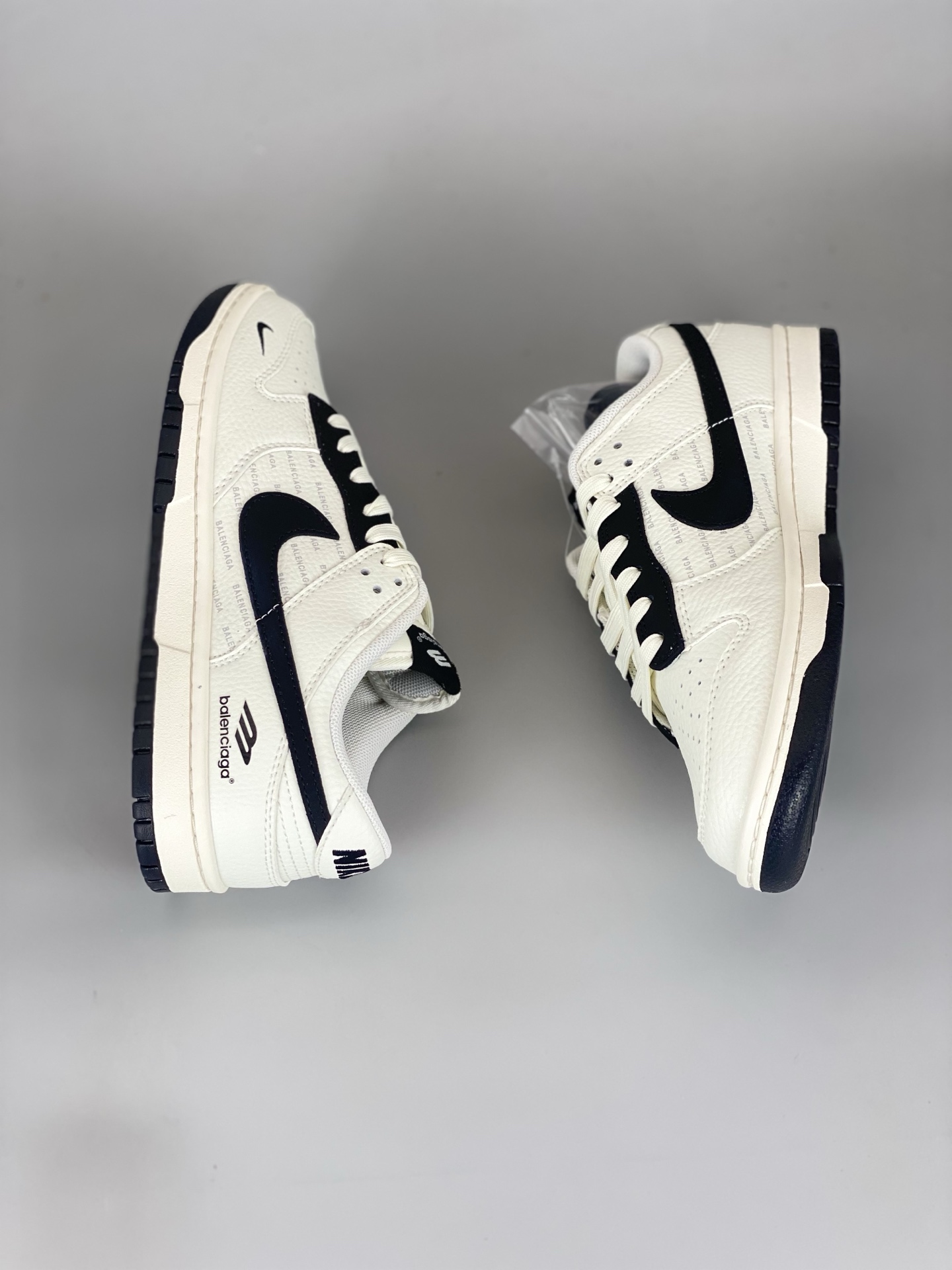 Nike SB Dunk Low Cream Black