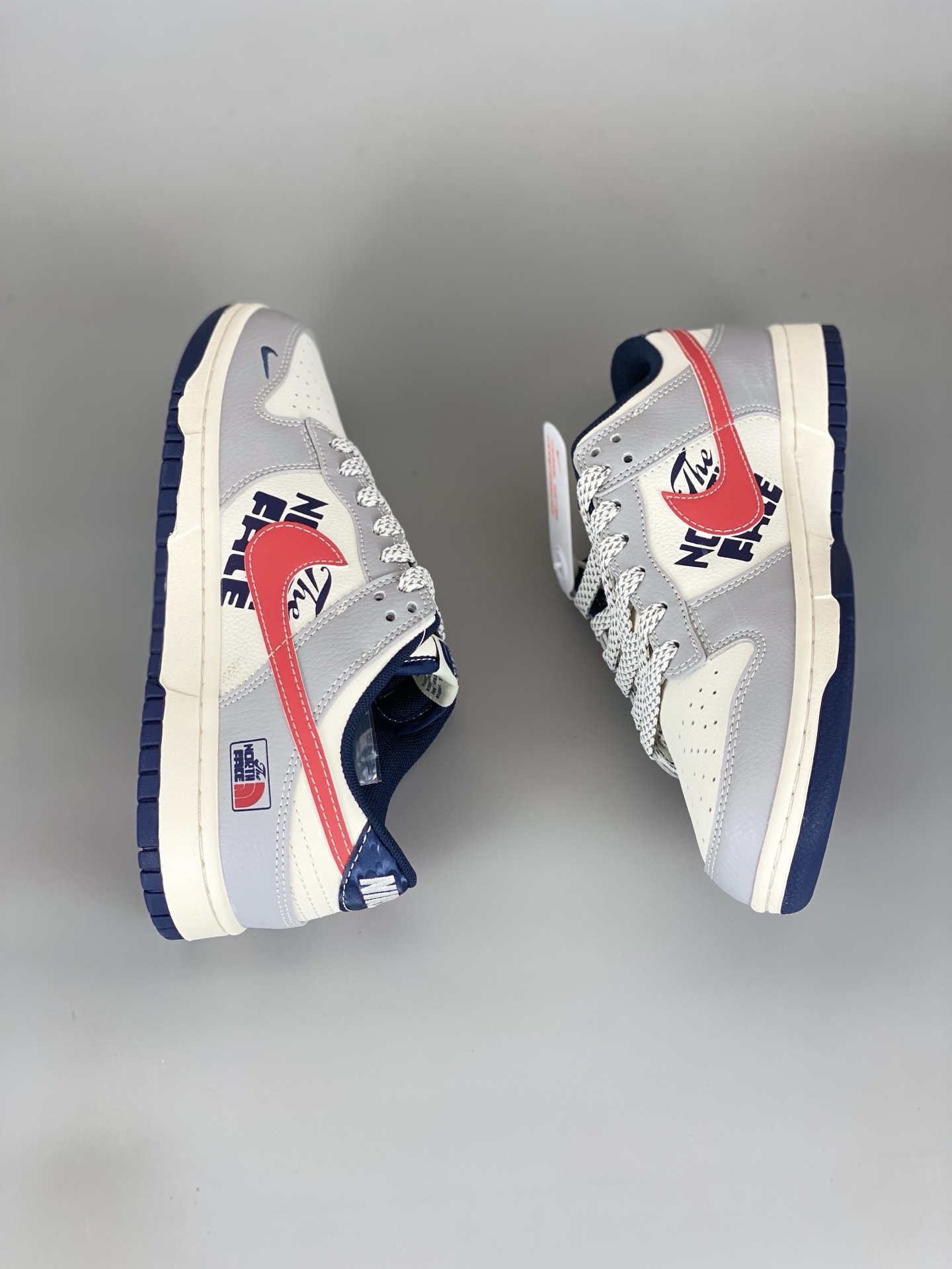 Nike SB Dunk TNF Grey Red