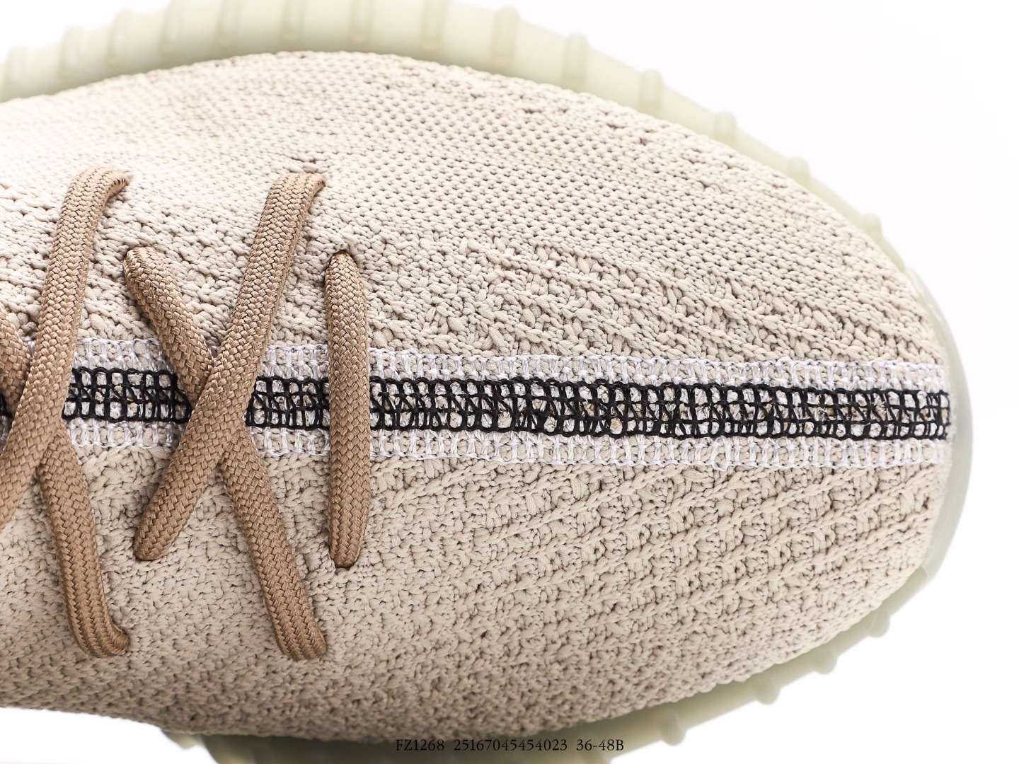 Adidas Yeezy Boost 350 V2 Knit Sneakers Beige/Green