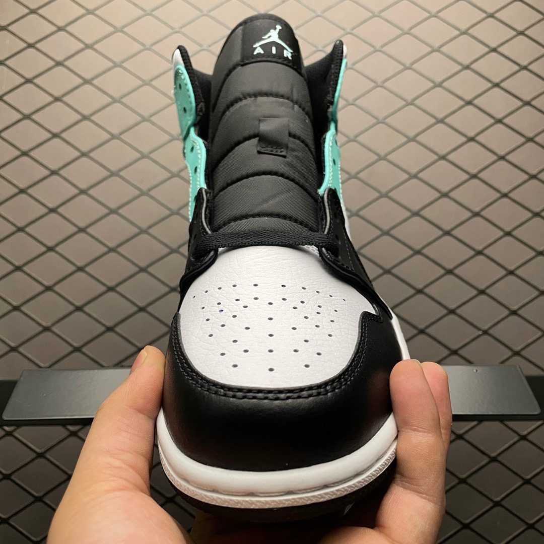 Jordan Air Jordan 1 Mid 554724-132 Sneakers Teal