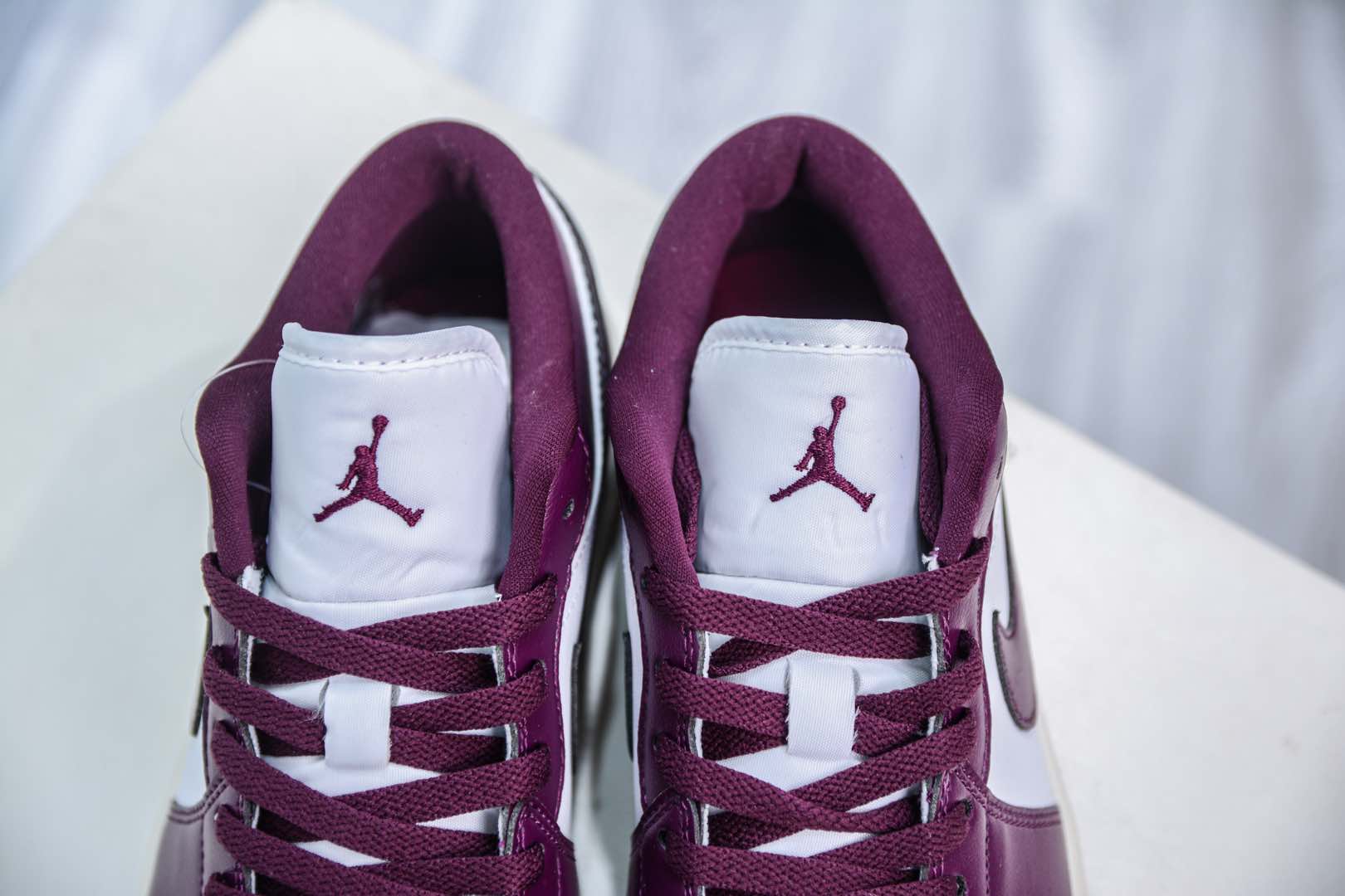 Jordan Air Jordan 1 Low Leather Sneakers Purple/White