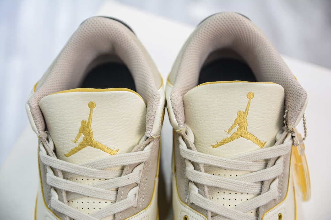 Jordan Air Jordan 3 Medellin Sunset Multi