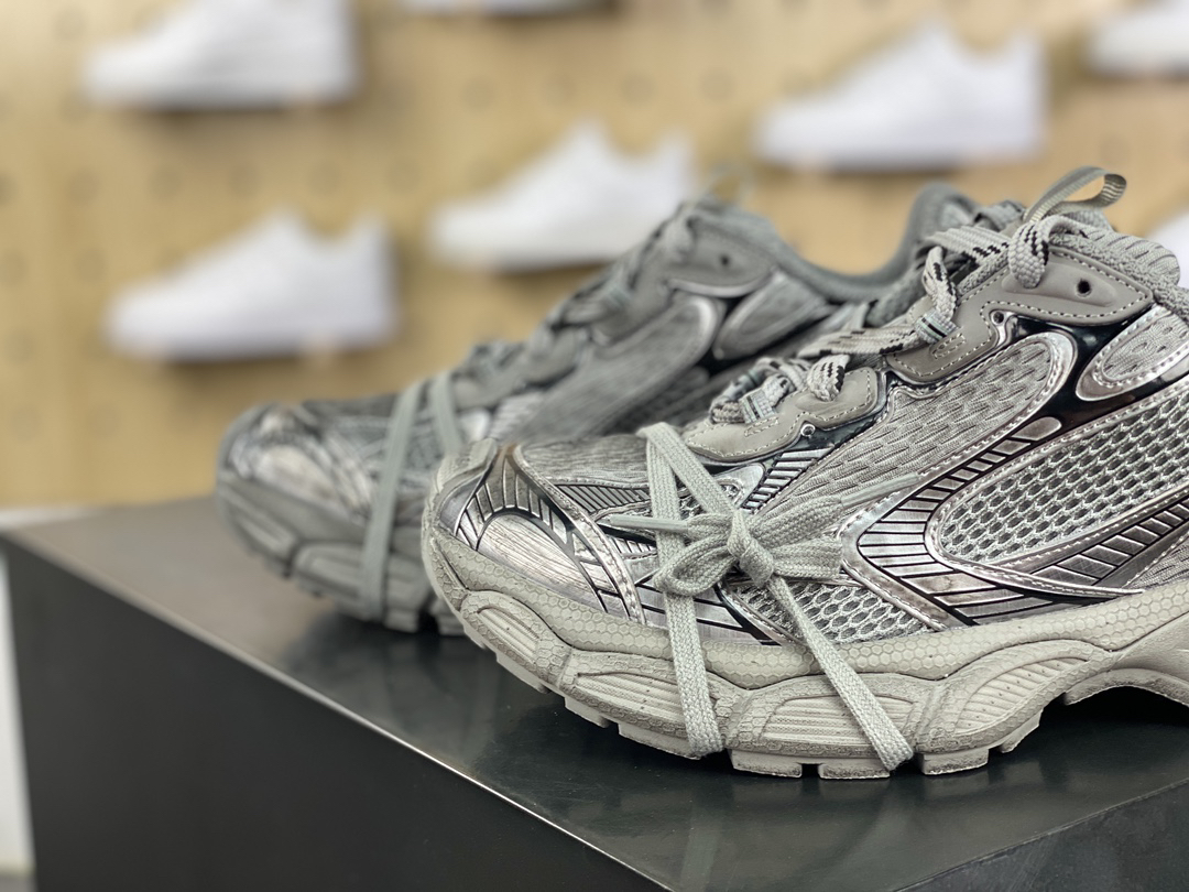 Balenciaga 3XL Chunky Runner Sneakers Silver Grey