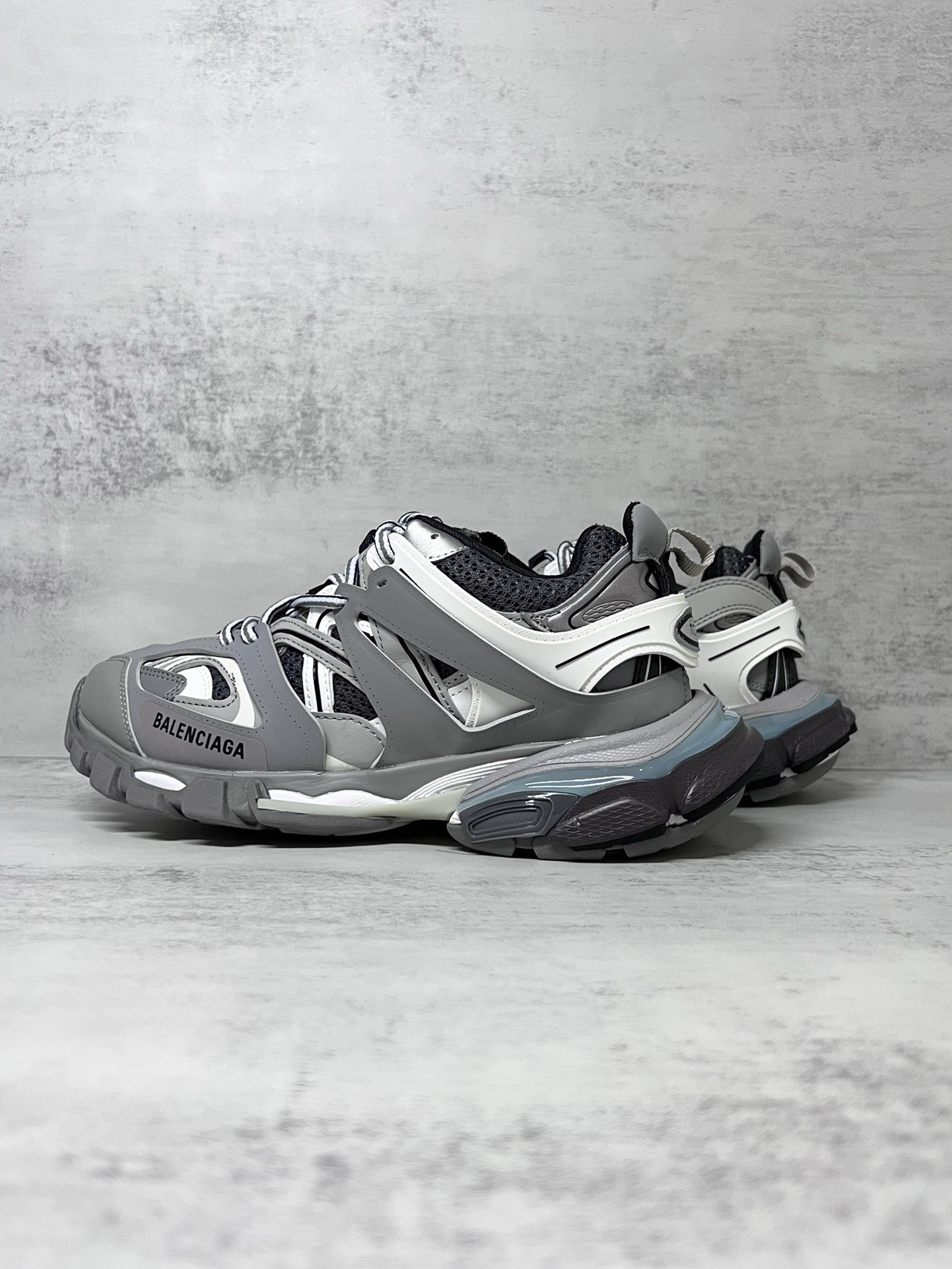 Balenciaga Track 3.0 Sneakers Grey