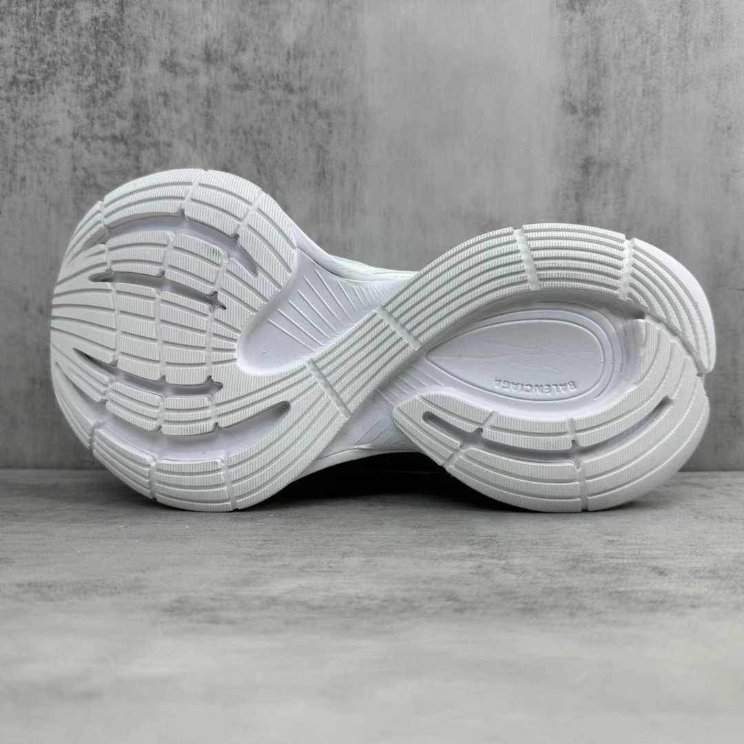 Balenciaga Lightweight Breathable Running Sneakers White