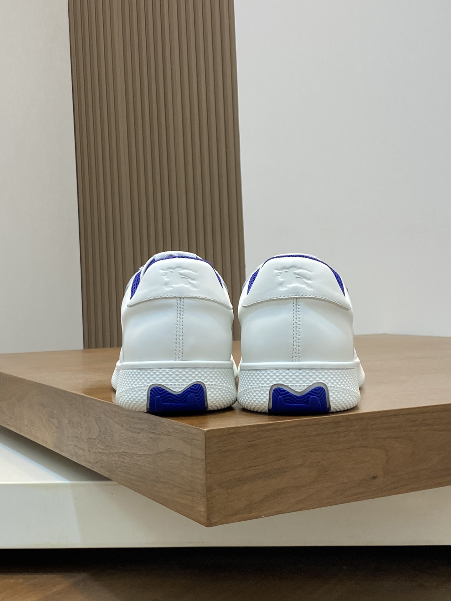 Burberry Leather Sneakers White/Blue