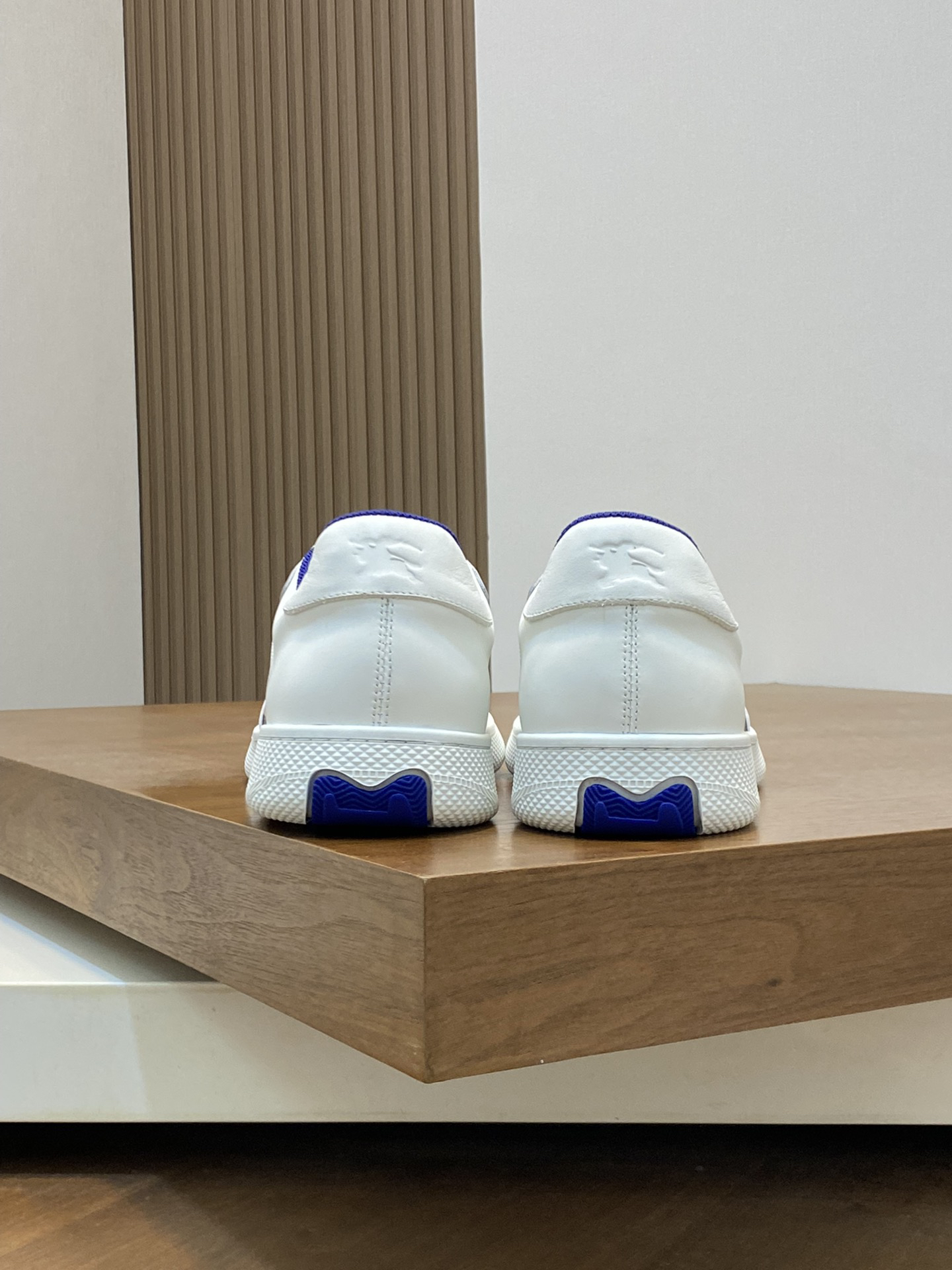 Burberry Vintage Check Low Sneakers White/Blue