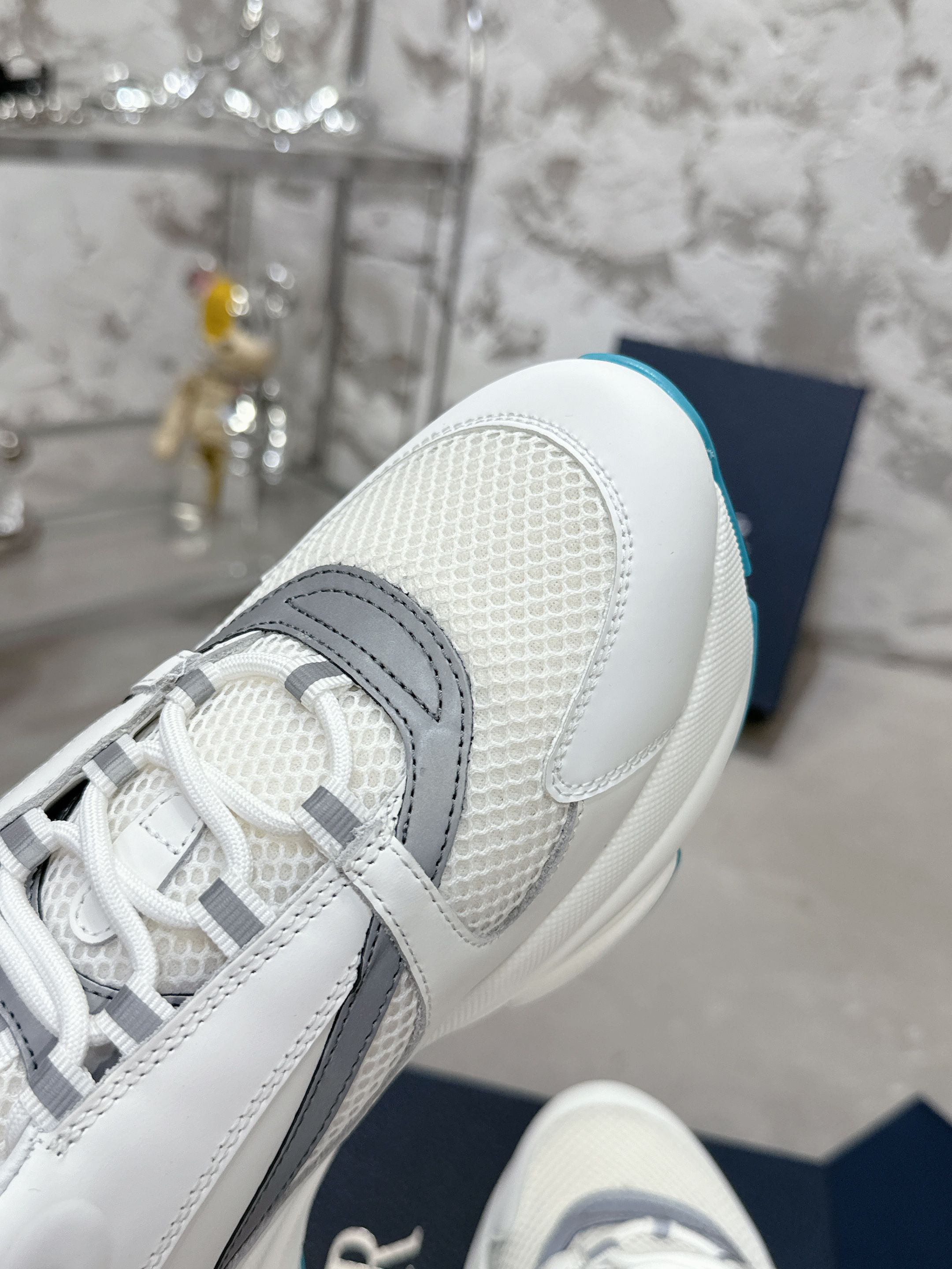 Dior B22 Mesh Sneakers White