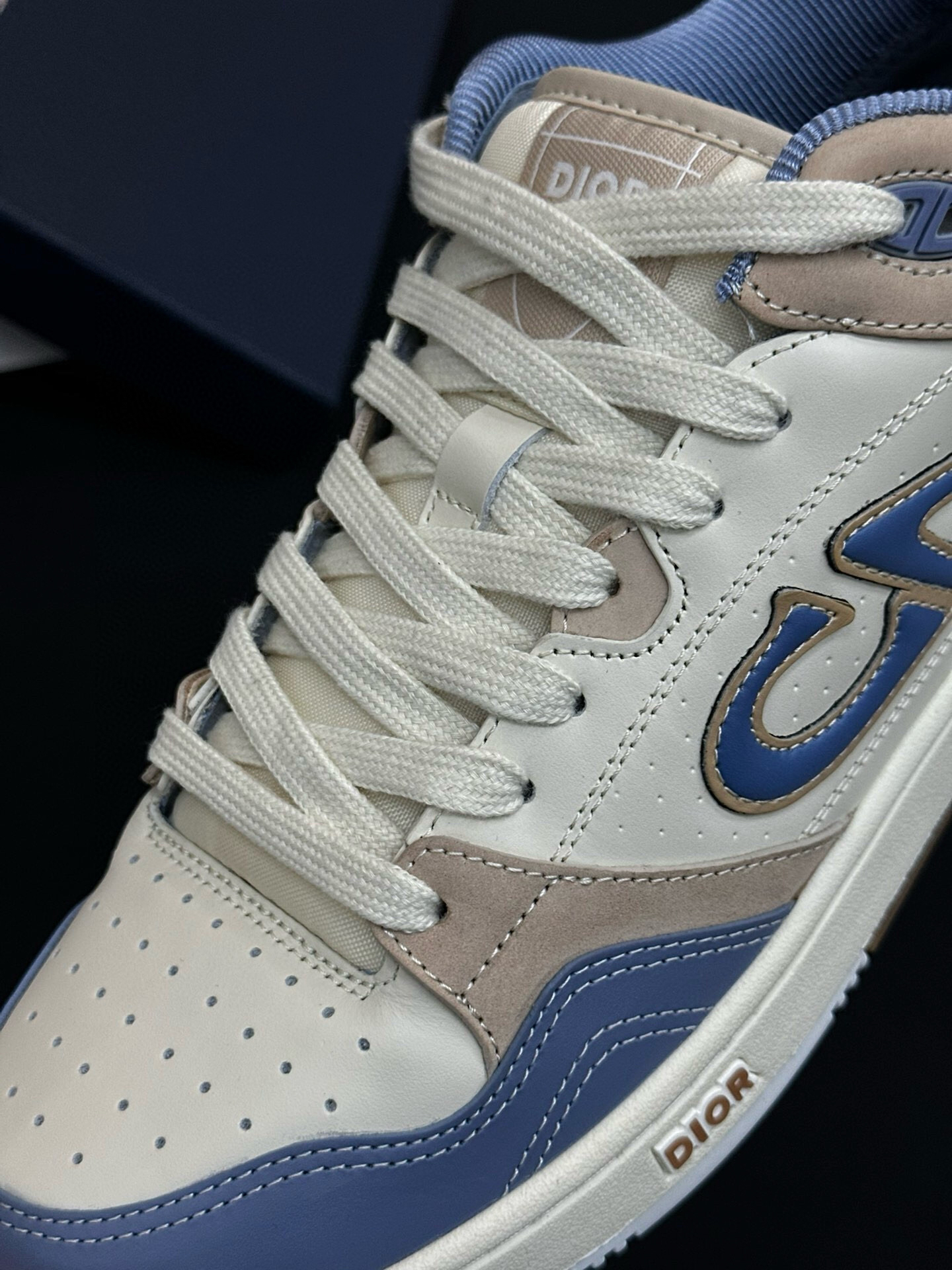 Dior B57 Low-Top Sneakers Blue