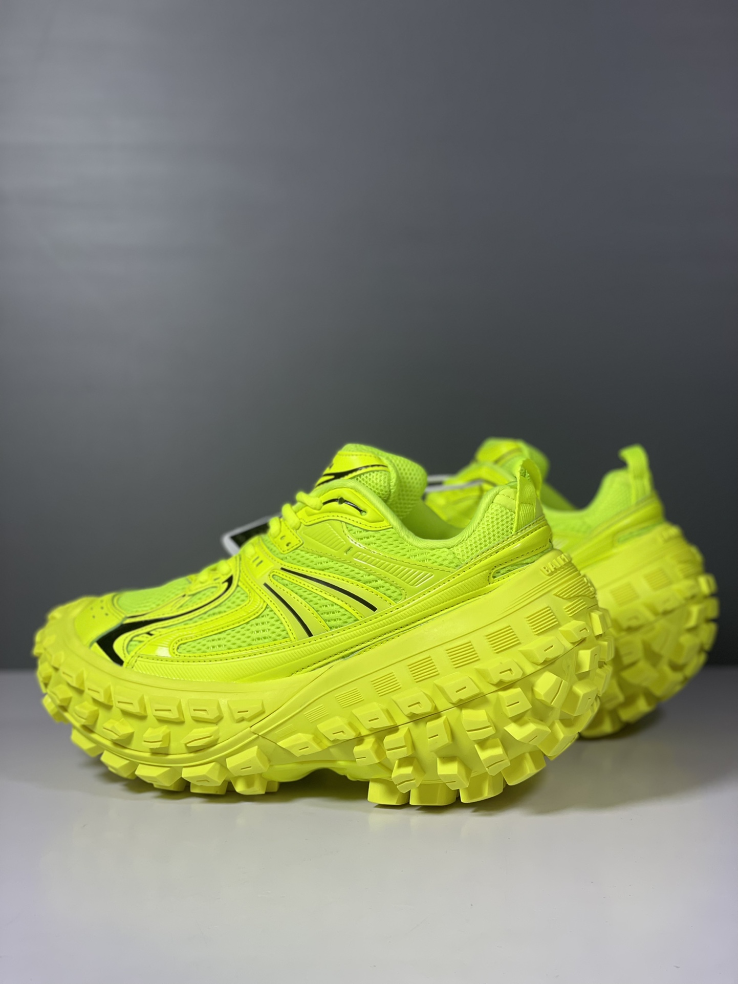 Balenciaga Defender Platform Sneakers Fruit Green