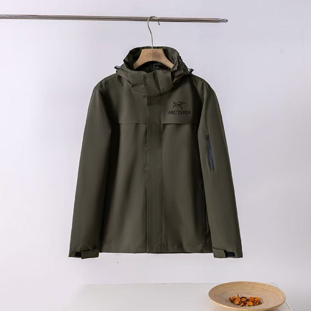 Arc'teryx GORE-TEX Hooded Shell Jacket Black