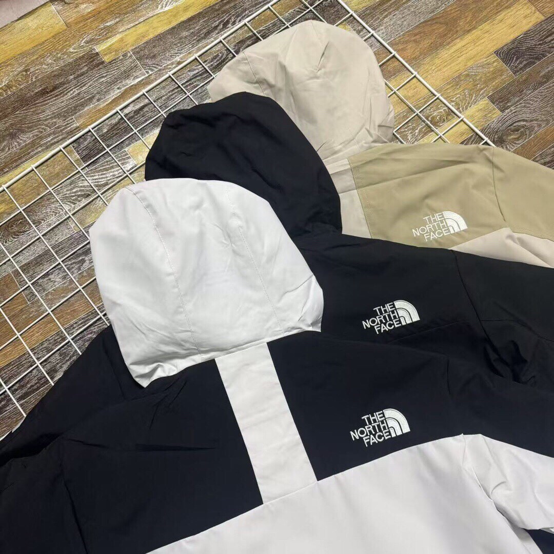 The North Face Hooded Windproof Jacket Multicolor