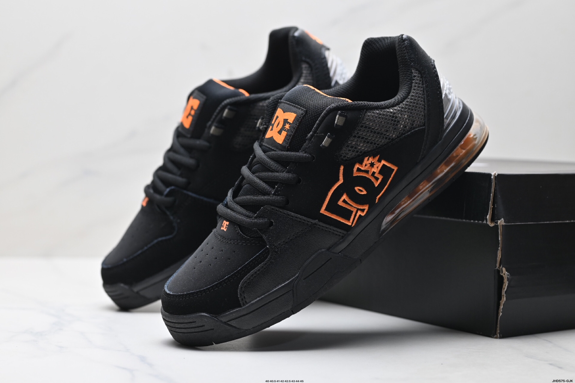DC Shoes Versatile Air Low-Top Sneakers Black/Orange
