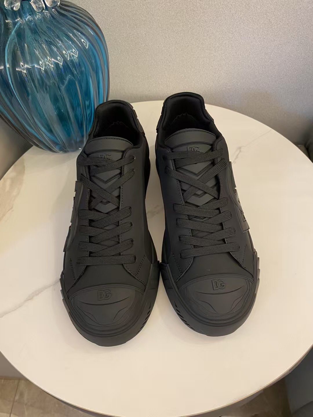 Dolce & Gabbana DG Logo Low-Top Sneakers Black