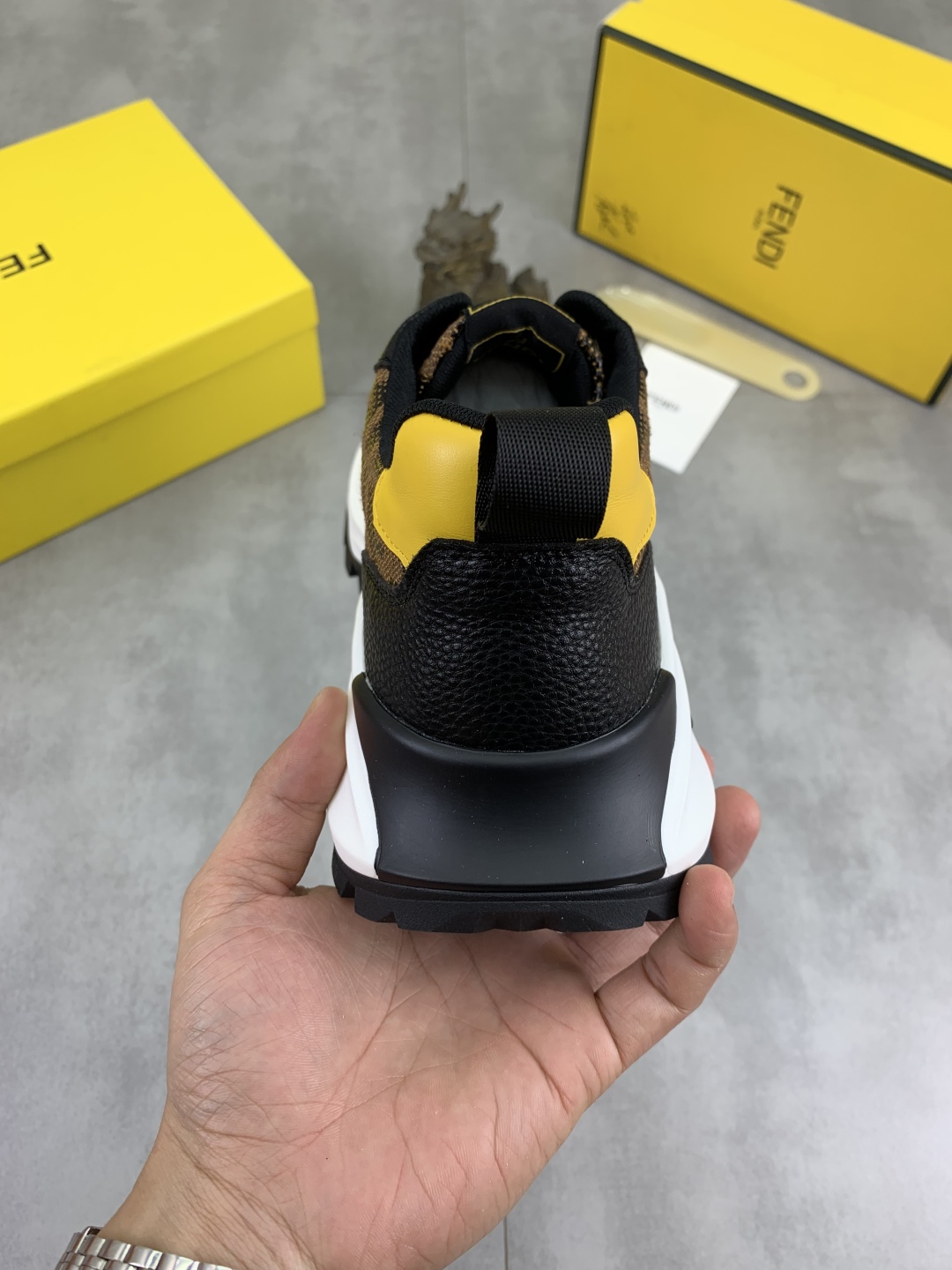 Fendi FF Logo Low-Top Sneakers Brown