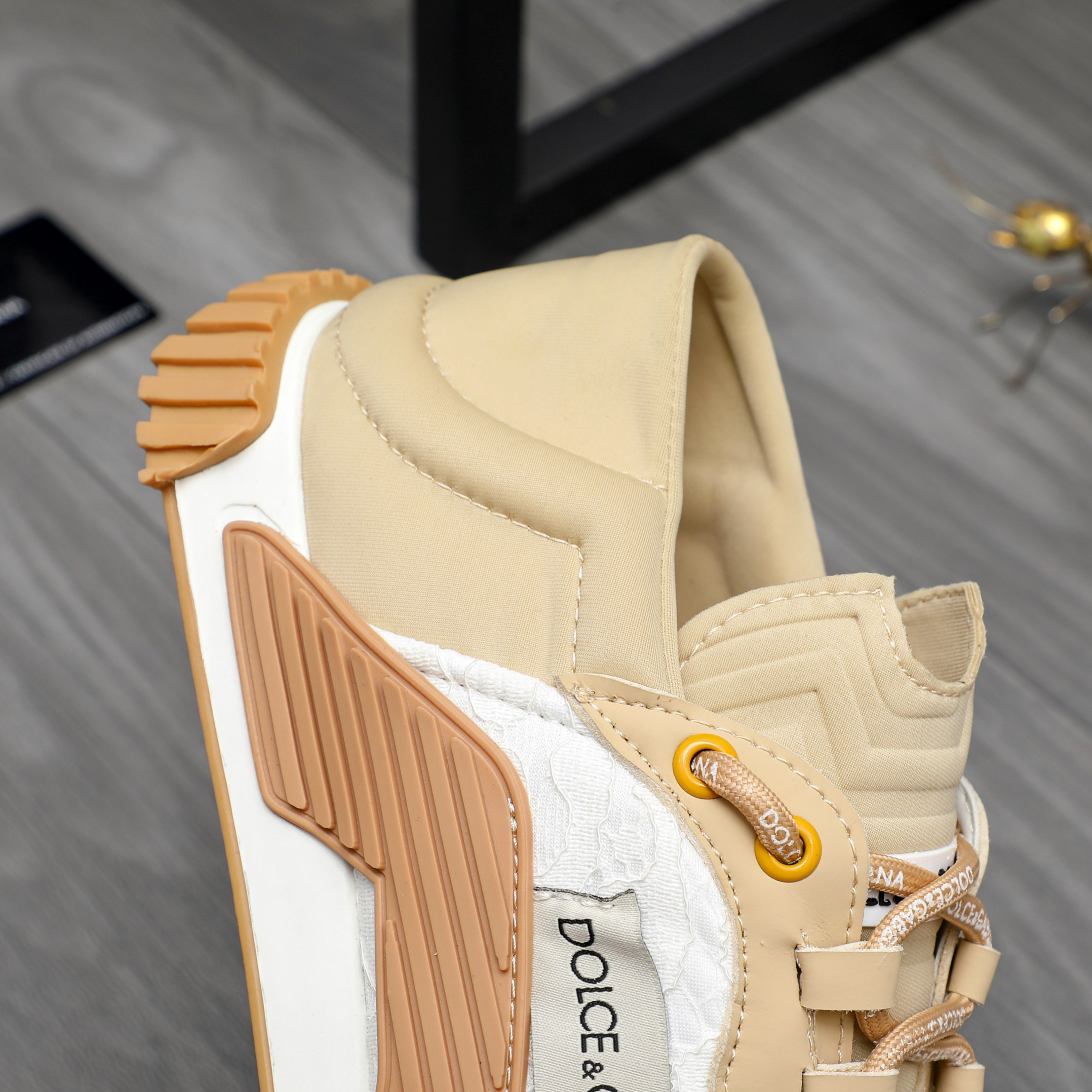 Dolce & Gabbana Lace Sneaker Beige
