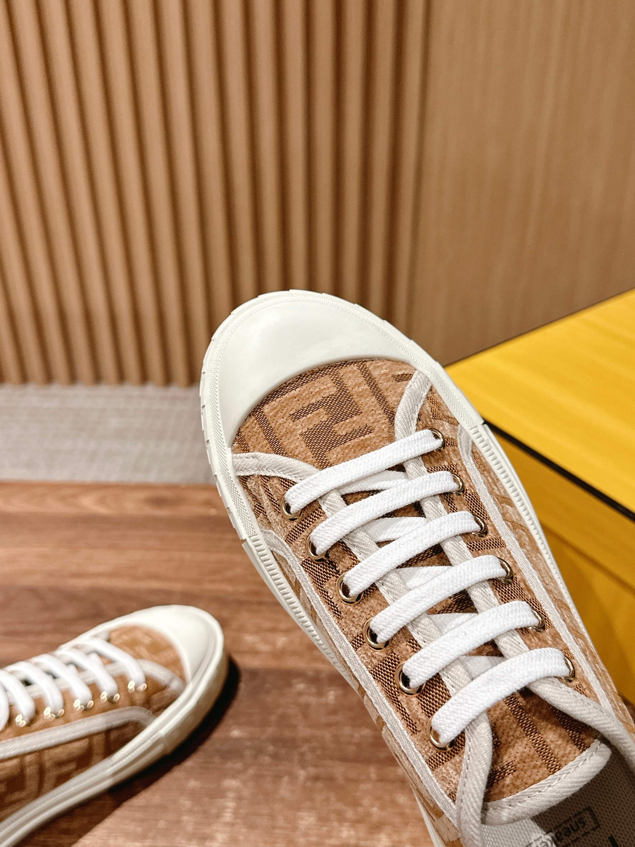Fendi FF Canvas Low-Top Sneakers Brown