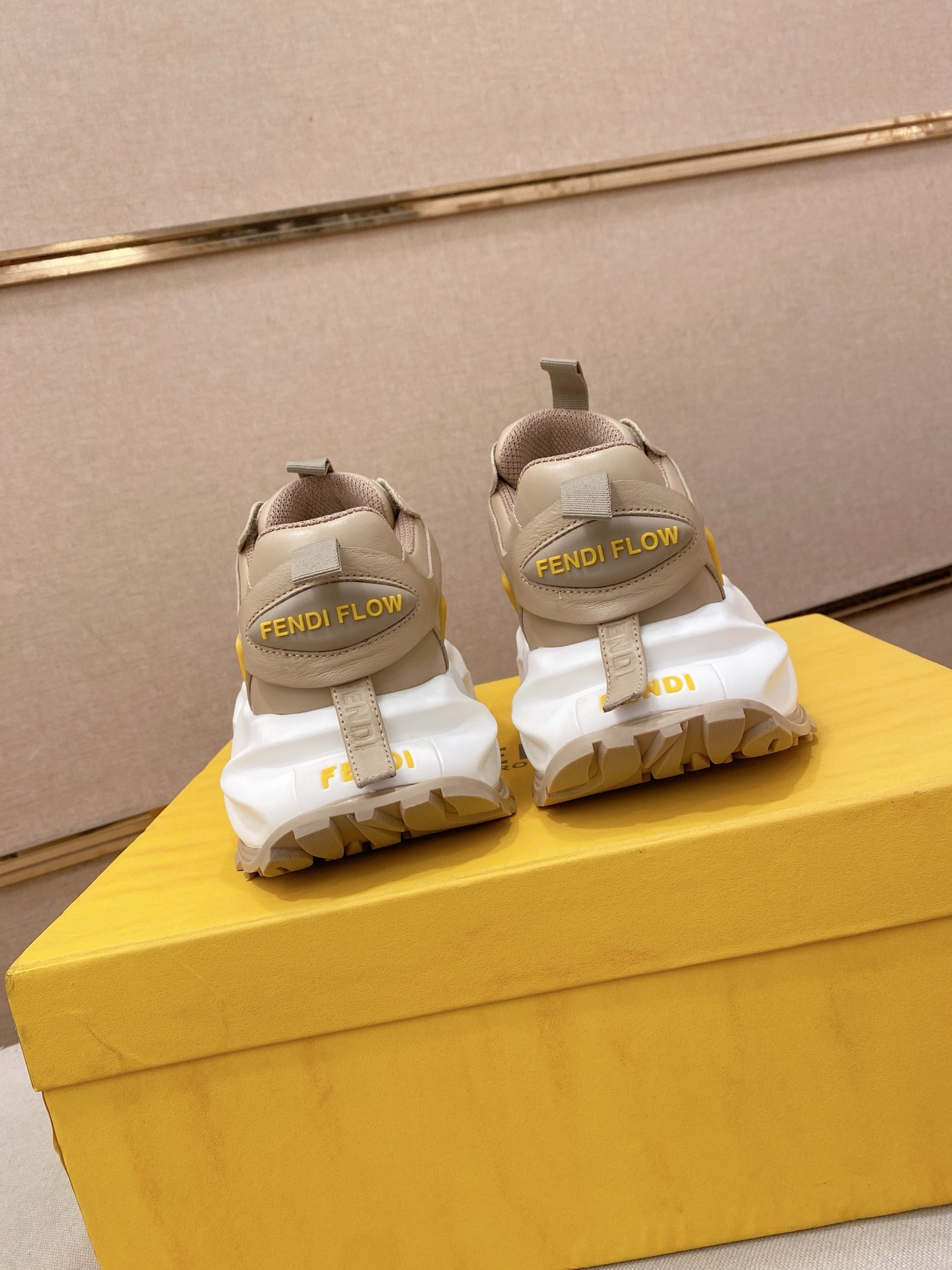 Fendi Flow Chunky Sneakers Beige/Yellow
