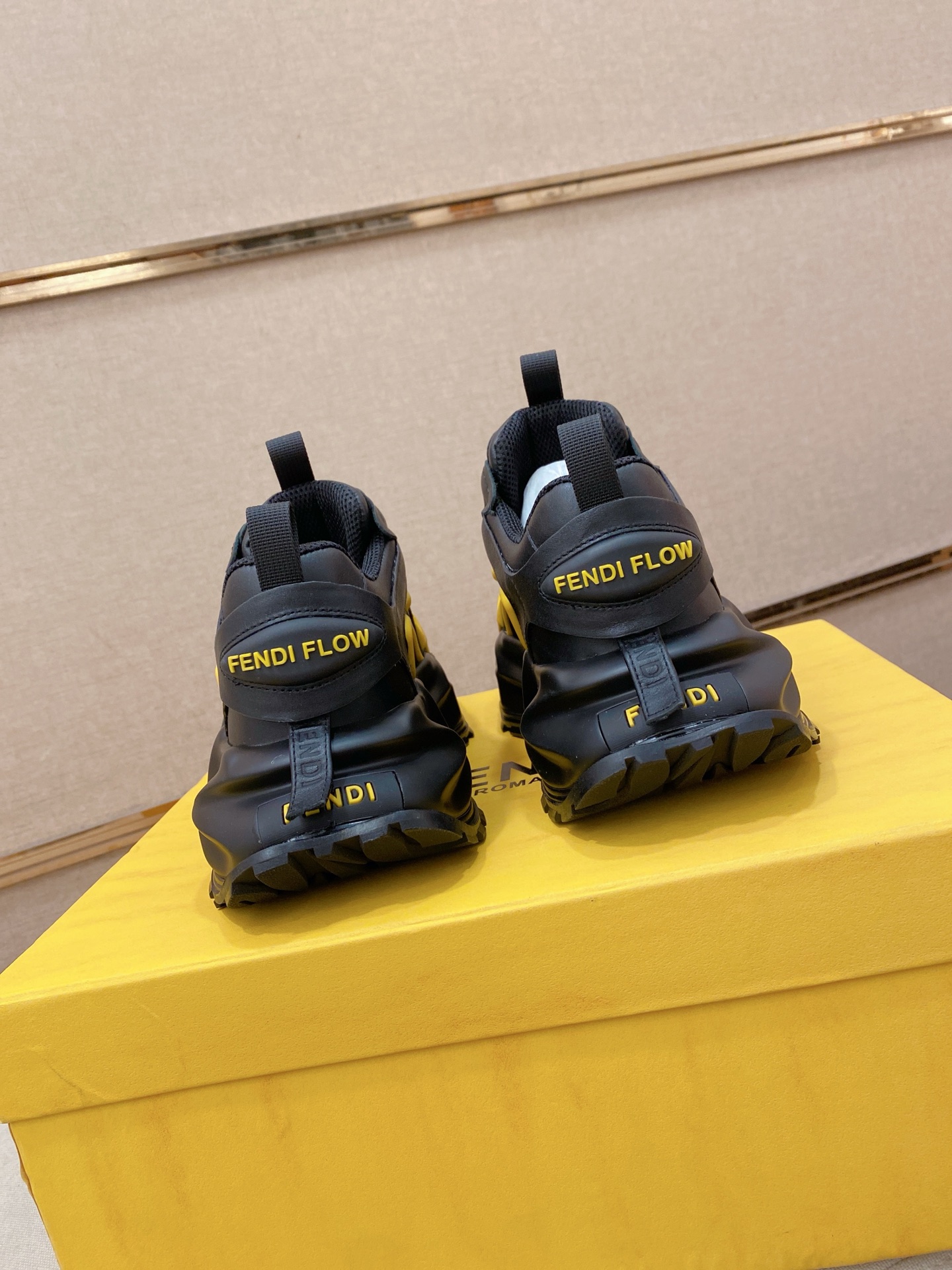 Fendi Flow Chunky Sneakers Black/Yellow